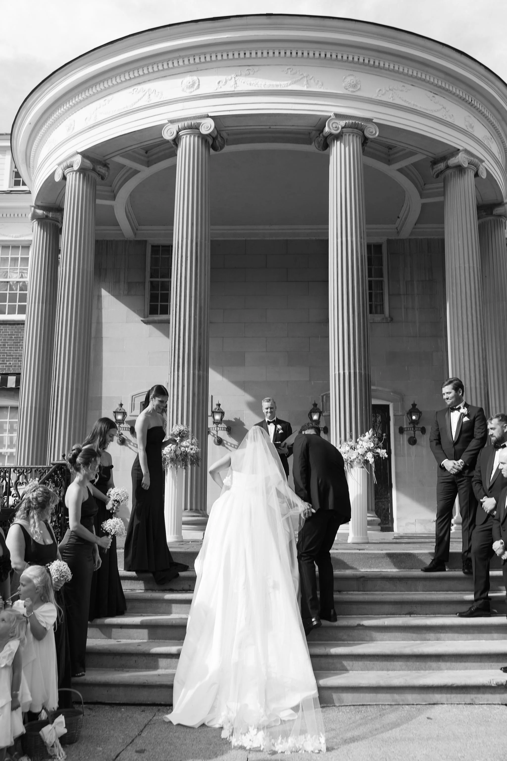 Elegant outdoor ceremony at a Lexington Kentucky mansion wedding