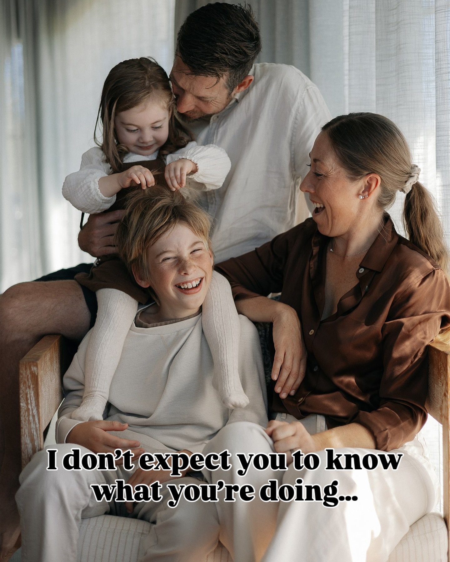 I don&rsquo;t expect you to know what to do at our photo session.

I know you&rsquo;re probably thinking:
 &ldquo;What if we&rsquo;re awkward?&rdquo; &ldquo;What if the kids don&rsquo;t cooperate?&rdquo; &ldquo;What if I feel uncomfortable the whole 