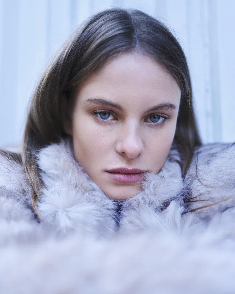 Ella_dieke_skins_model_management-amsterdam--scaled-wpcf_750x938 (1).jpg