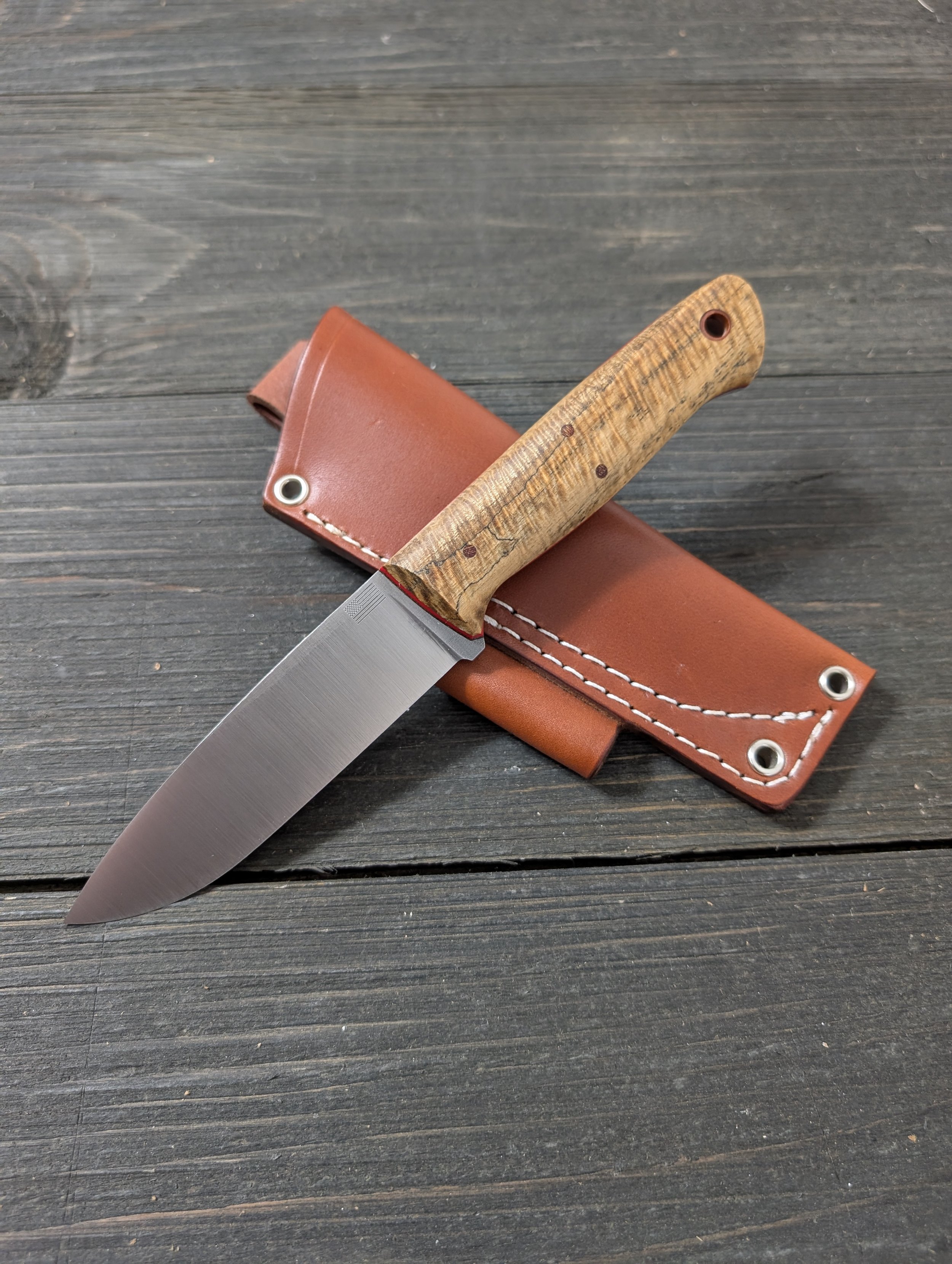 Kitfox : 8670, Curly Teak