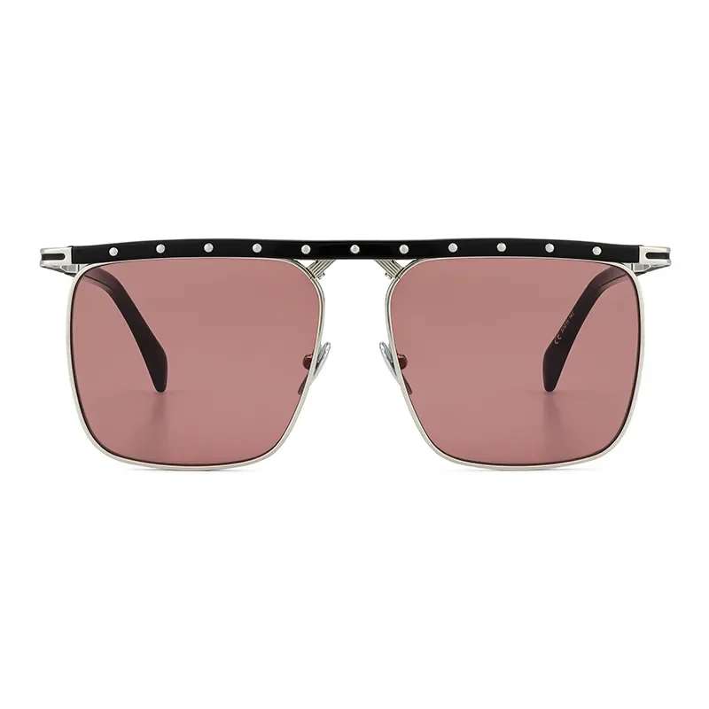 sunglasses-catalog-photography_004.webp