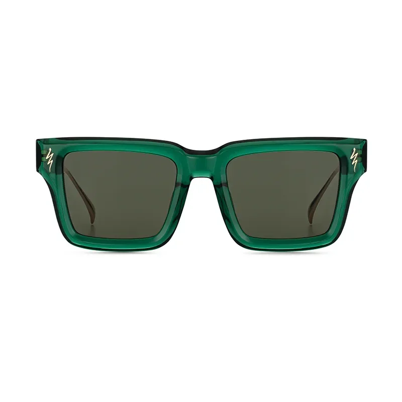 sunglasses-catalog-photography_010.webp