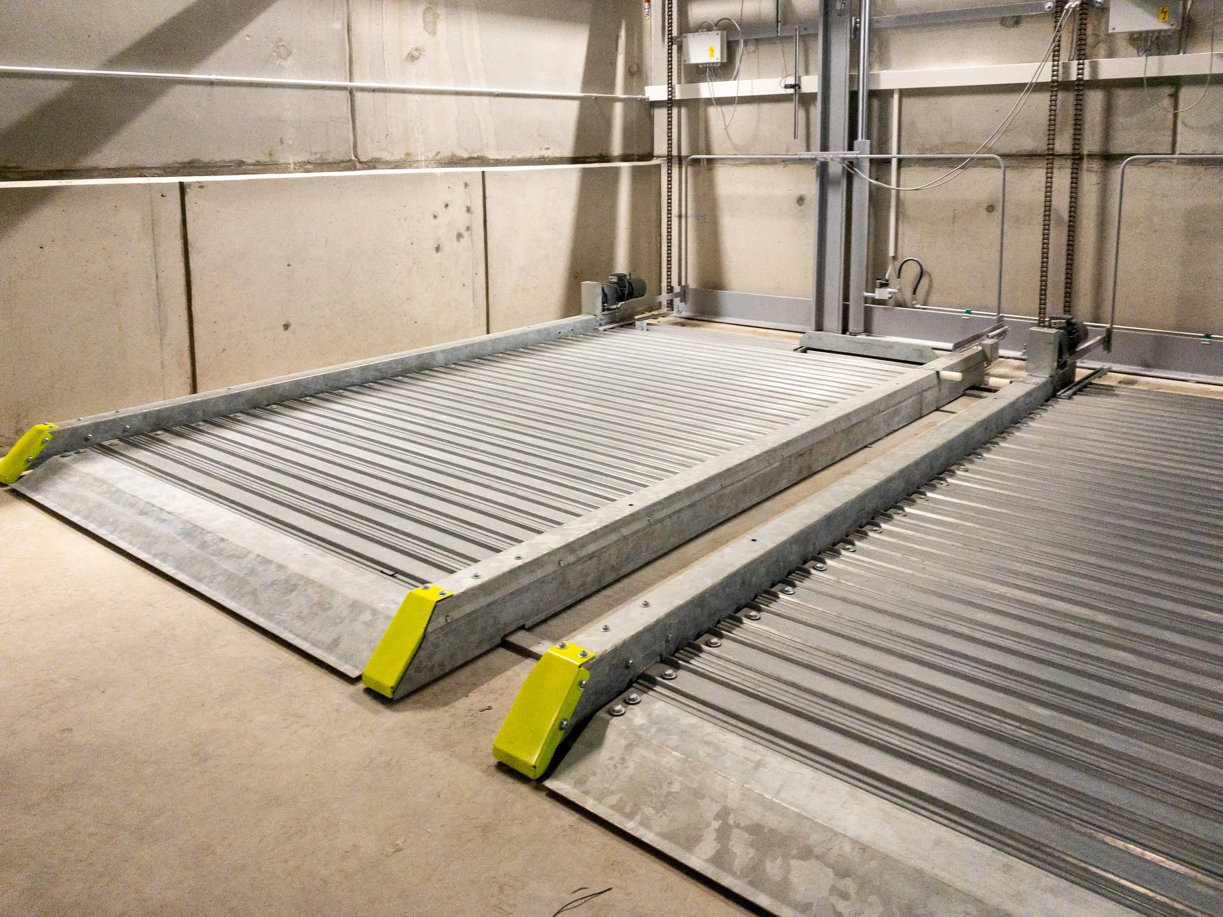 What Is a Car Stacker? The Complete Independent Technical Guide