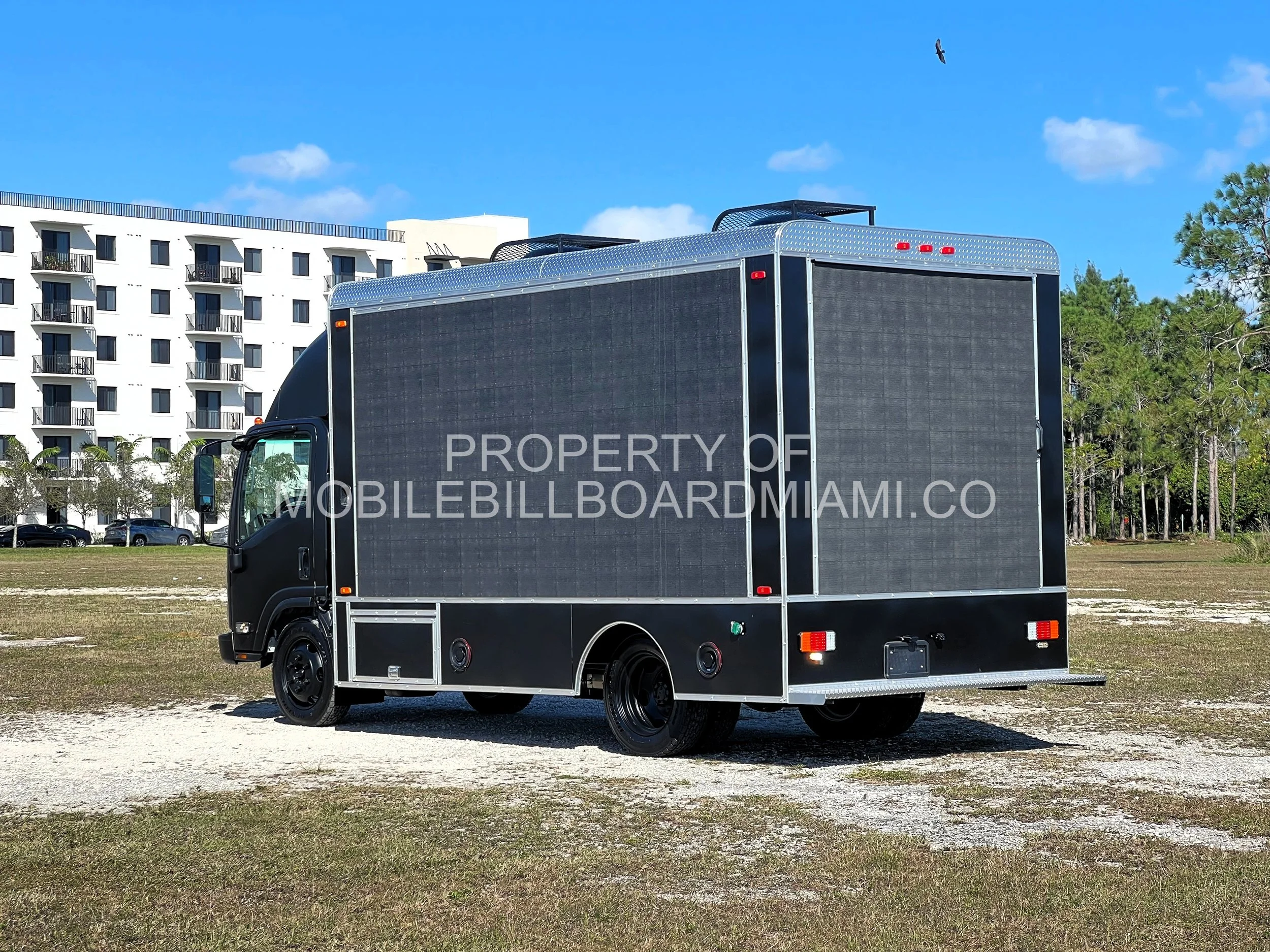 DIGITIAL BILLBOARD TRUCK FOR SALE 