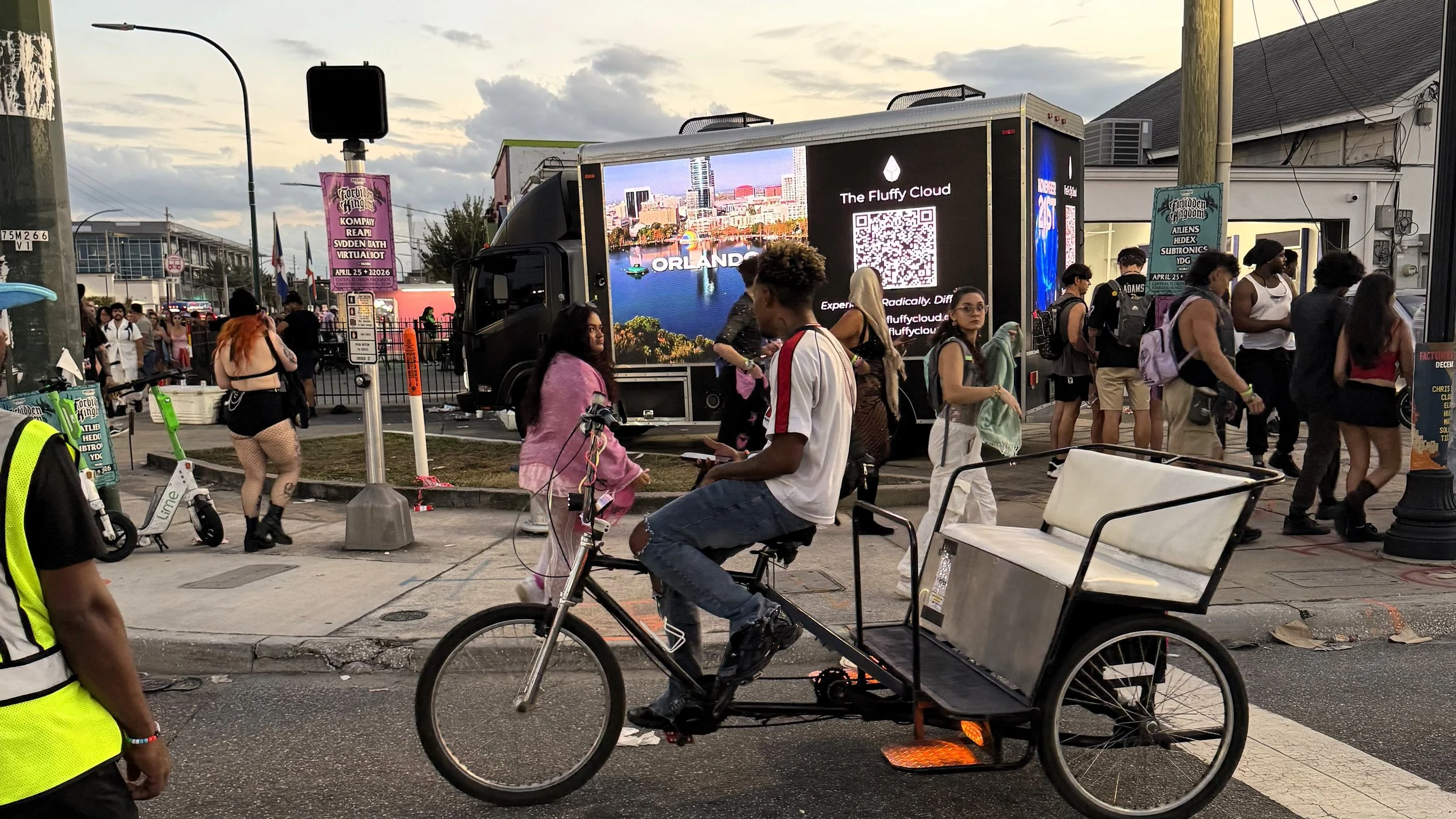 5 Reasons Why Digital LED Trucks Are Revolutionizing Outdoor Advertising