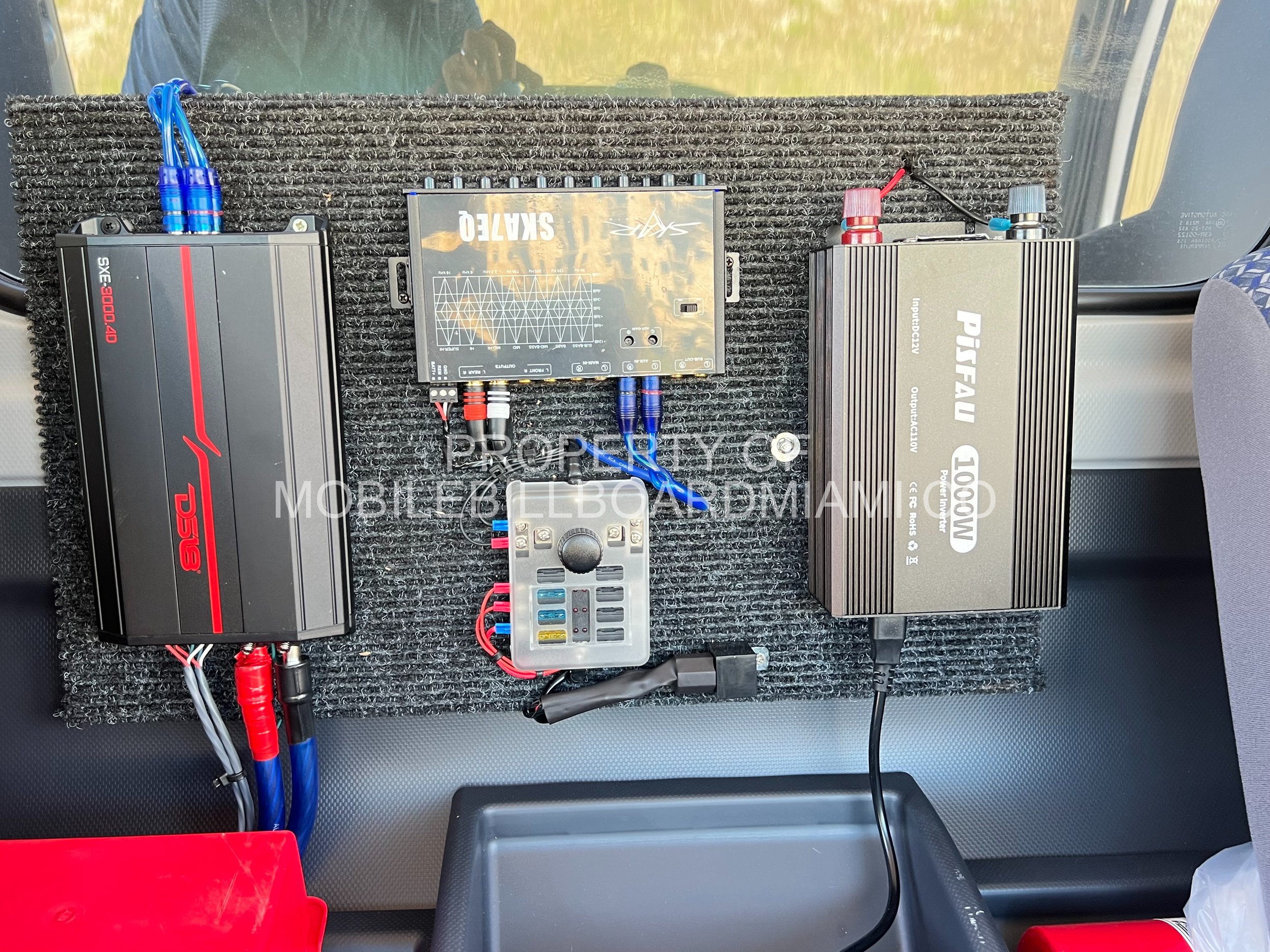 DIGITIAL BILLBOARD TRUCK FOR SALE 