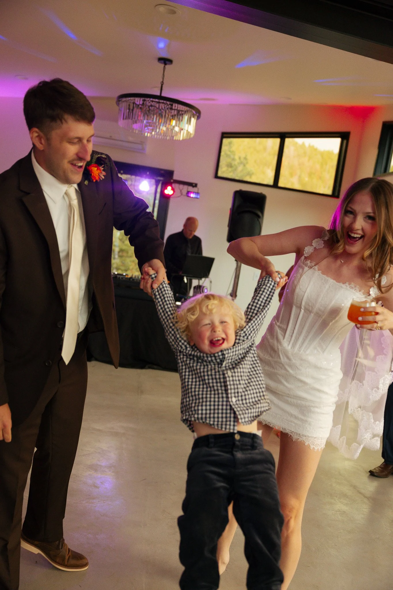 LoganAlexWedding-0460.jpg