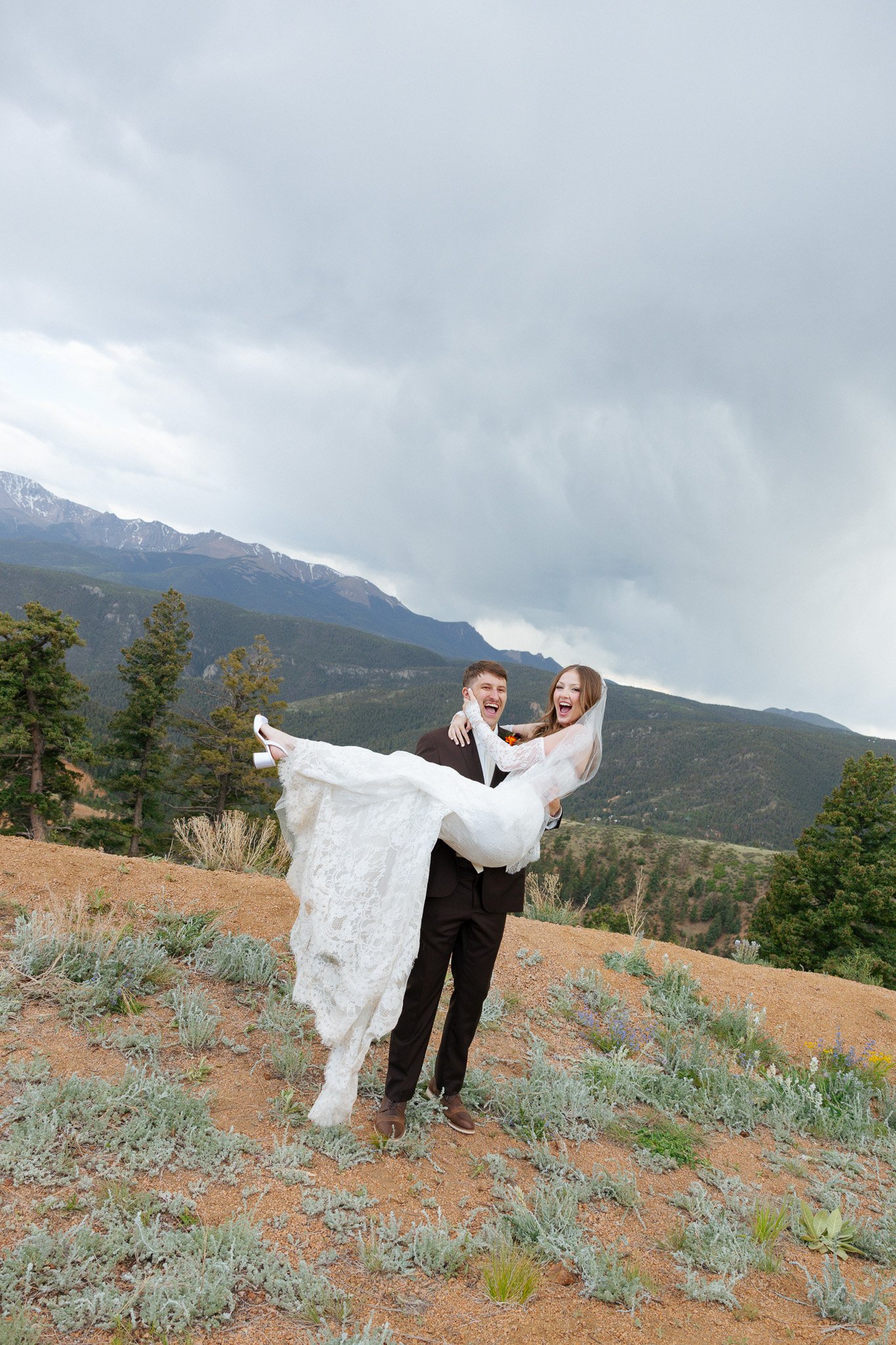 LoganAlexWedding-0358.jpg