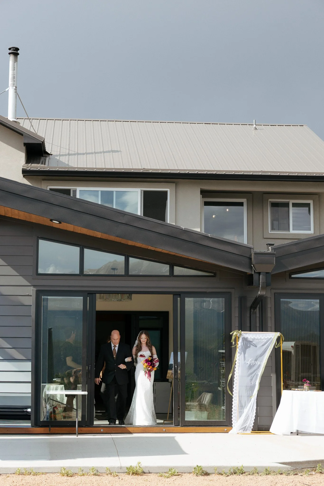 LoganAlexWedding-0210.jpg