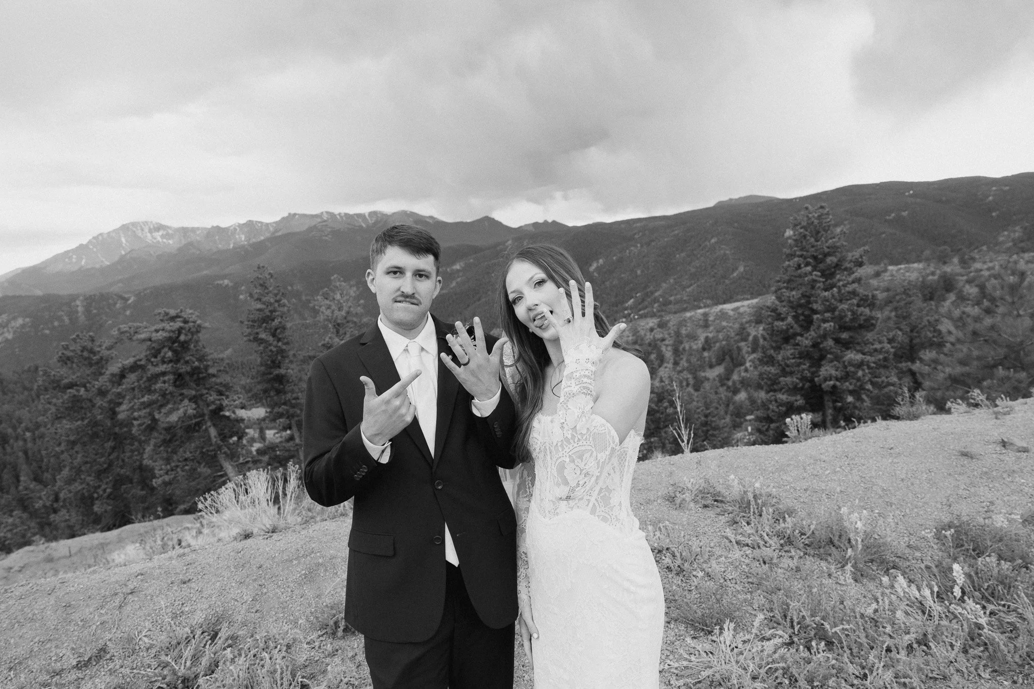LoganAlexWedding-0353.jpg