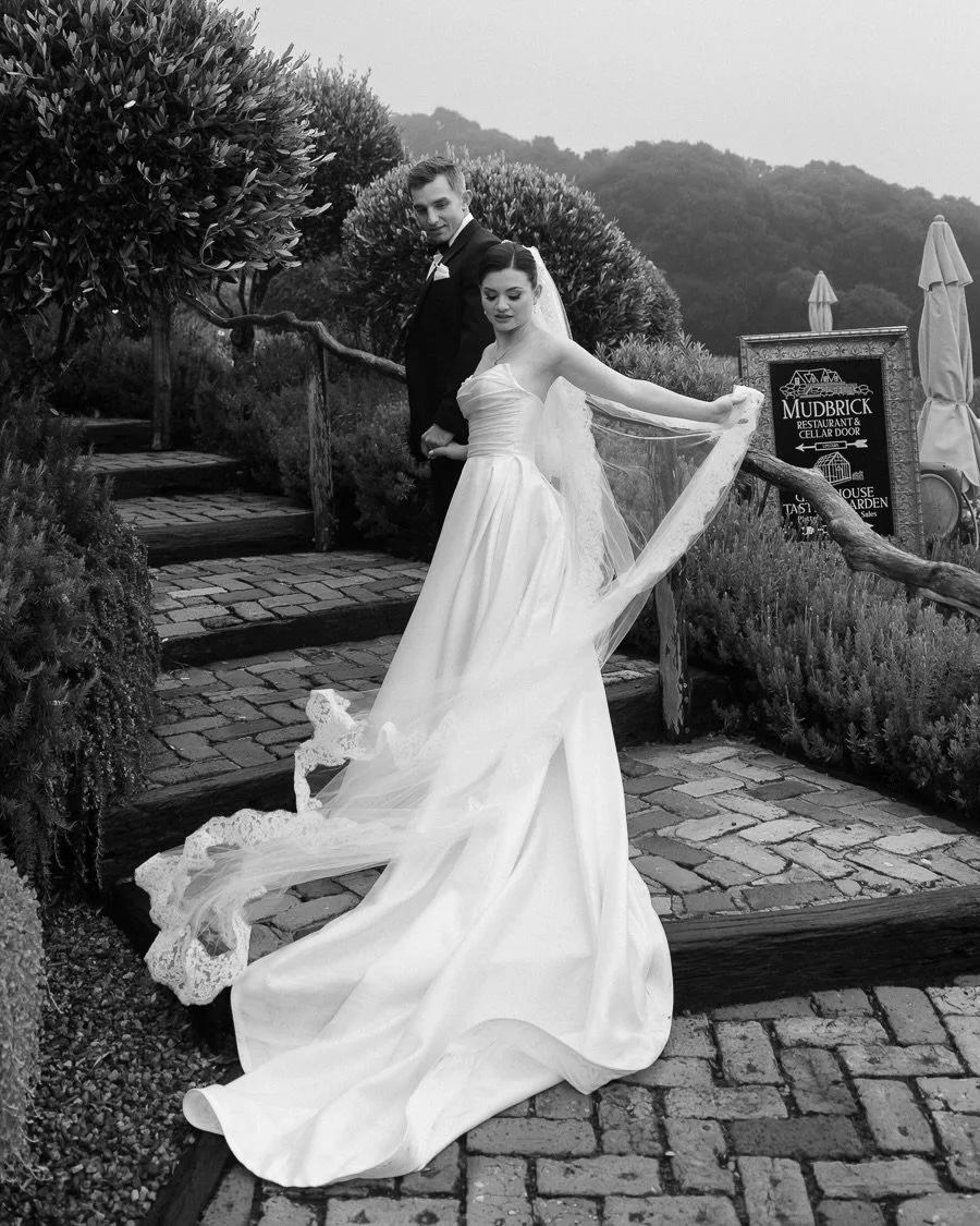 The Dodds 🤍 Married at Mudbrick Vineyard and Restaurant. A little pocket of Europe in New Zealand. Such a joy to capture. 

Mix of digital + 35mm film.

Venue: @mudbrick_weddings @mudbrick_nz 
Celebrant/MC: @garythemarry 
Content Creation + Video: @
