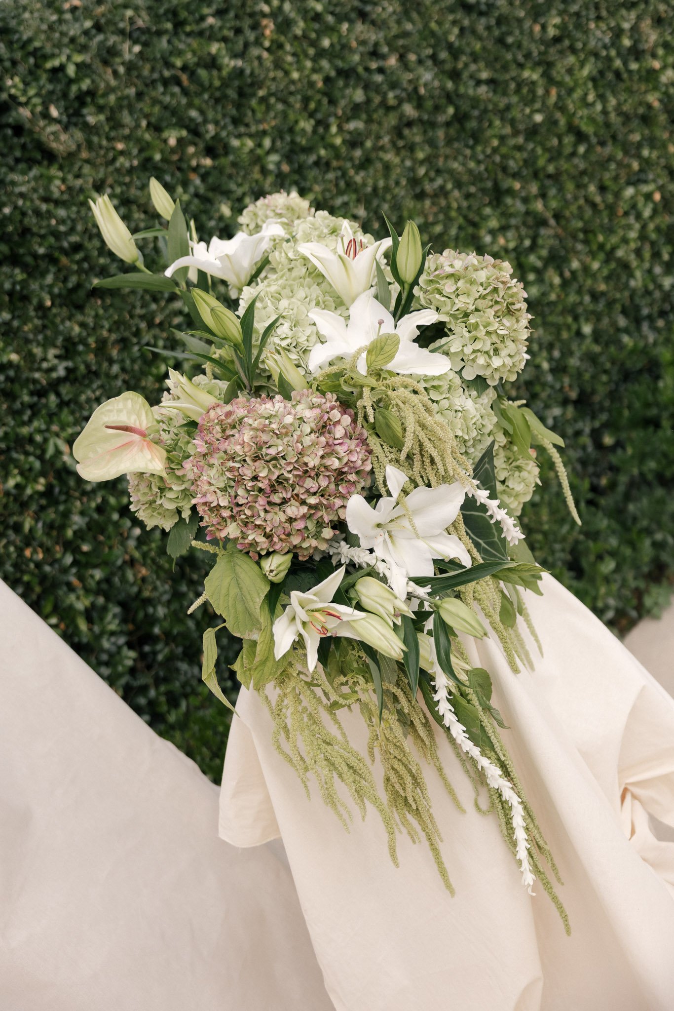 Gold Coast wedding ceremony flowers.jpg
