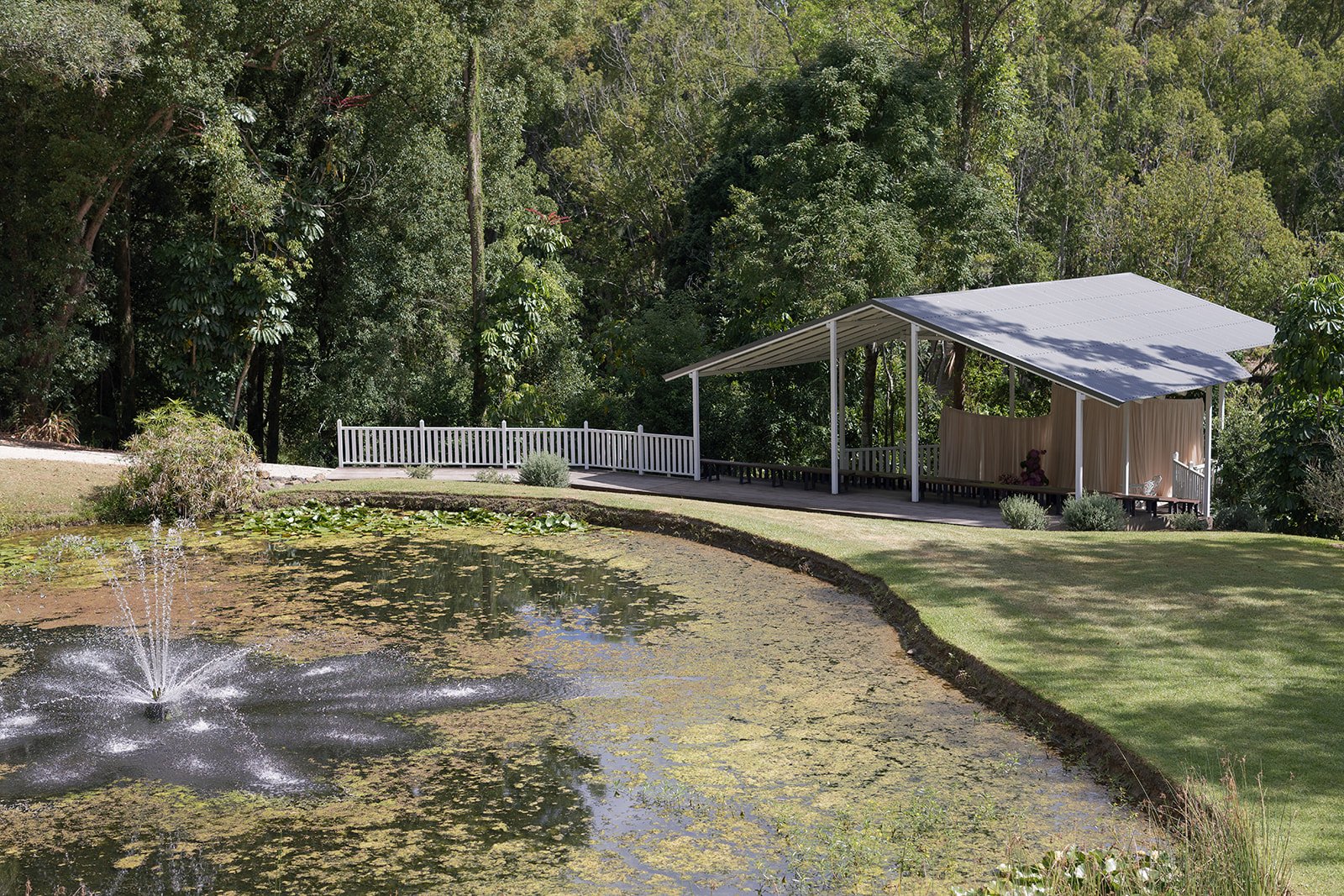 Kwila Lodge, a wedding venue on the Gold Coast, Australia. This is the grounds with the ceremony in the background.