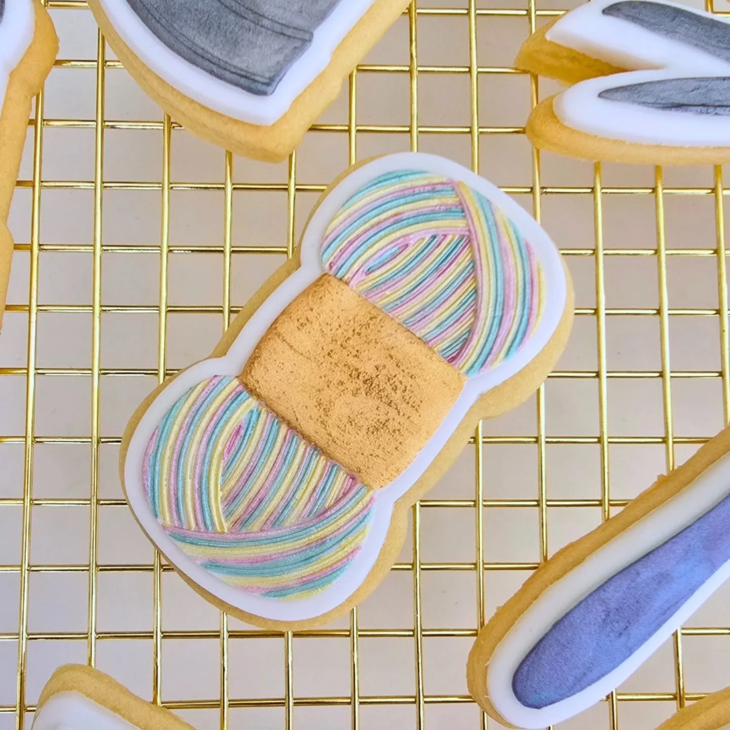 This little ball of yarn has proven quite popular!

My wife started crocheting this year, and when we were planning our crafternoon that was her craft of choice. I also knew a couple of other people who were coming are into crochet, so this absolutel