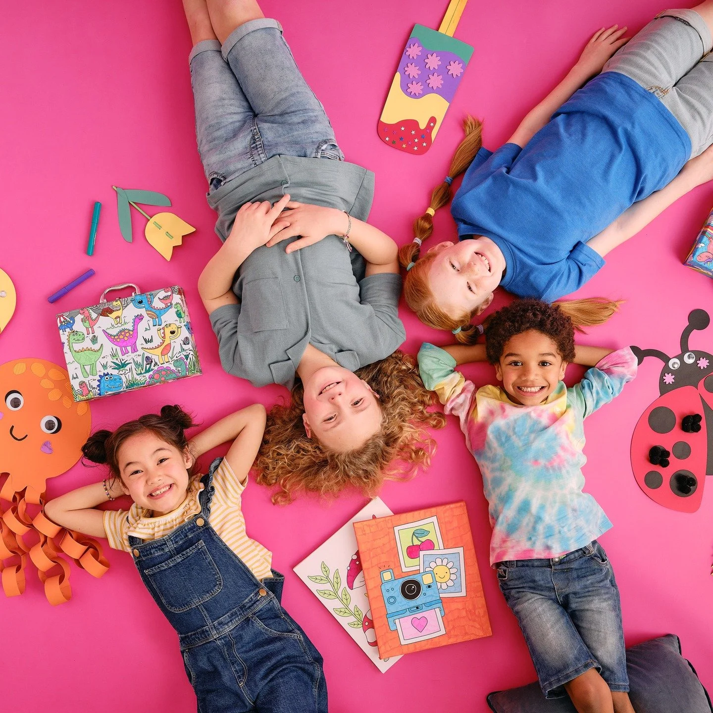 @hobbycrafthq! @kiddiwinksagency

#productshoot #photographystudio #commercialphotography #backtoschool #commercialstudio #studiophotographer #hobbycraft #kiddiwinks #kiddiwinksagency