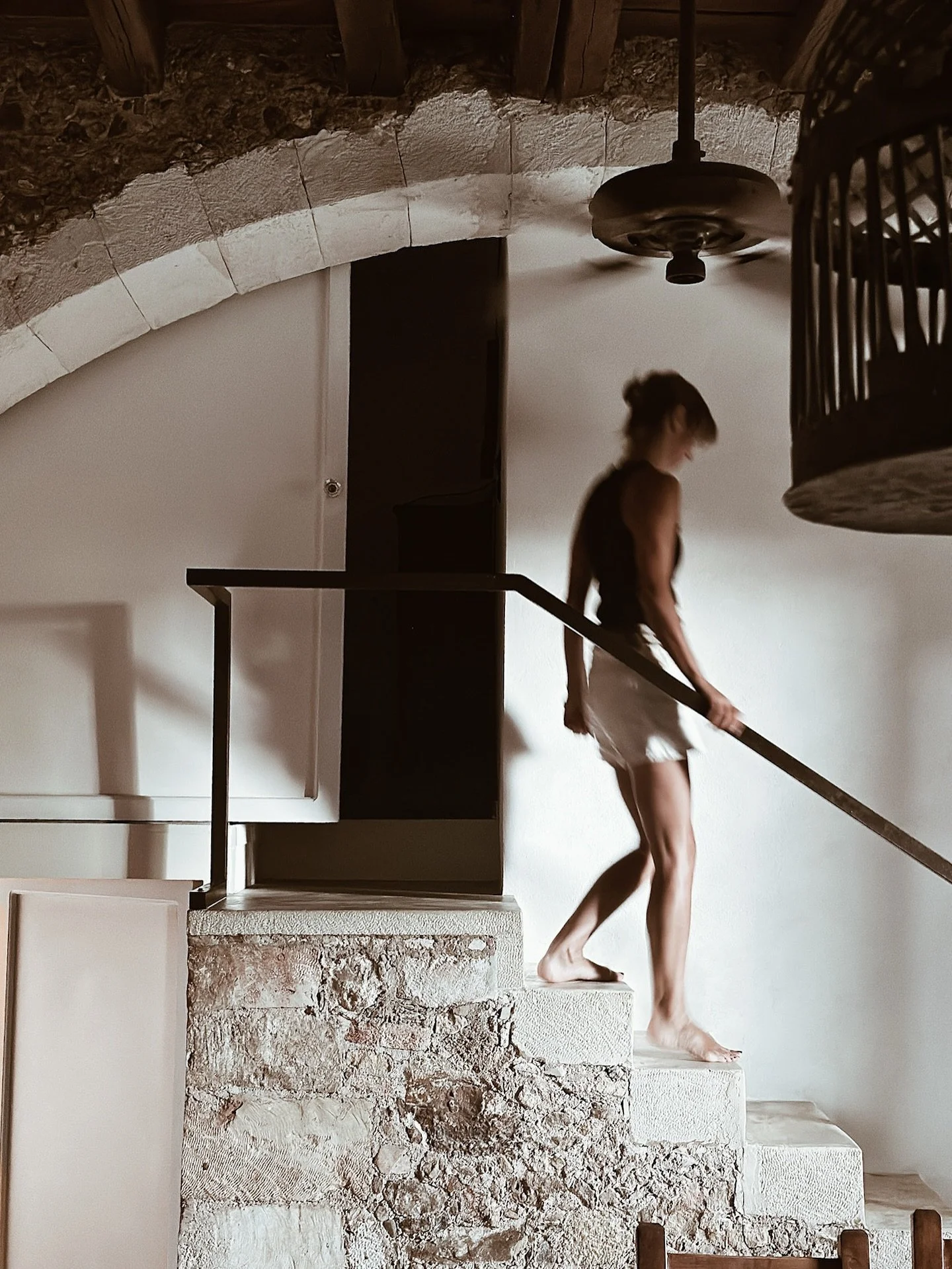 Summer 2025 relaxing vibes #greekmornings #beauifullocation #greekretreat #stairways #warmtones #stonebuildings