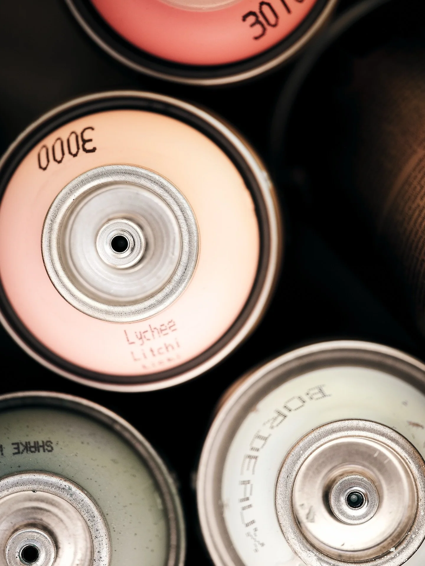 Get sh!t done part3 #spraypaintart #sparypaint #spraytanartist #graffiti_n_wallart #graffiti #officewallart  #graffitiphotography #sparycan #walldesigns #urbanwalldesign