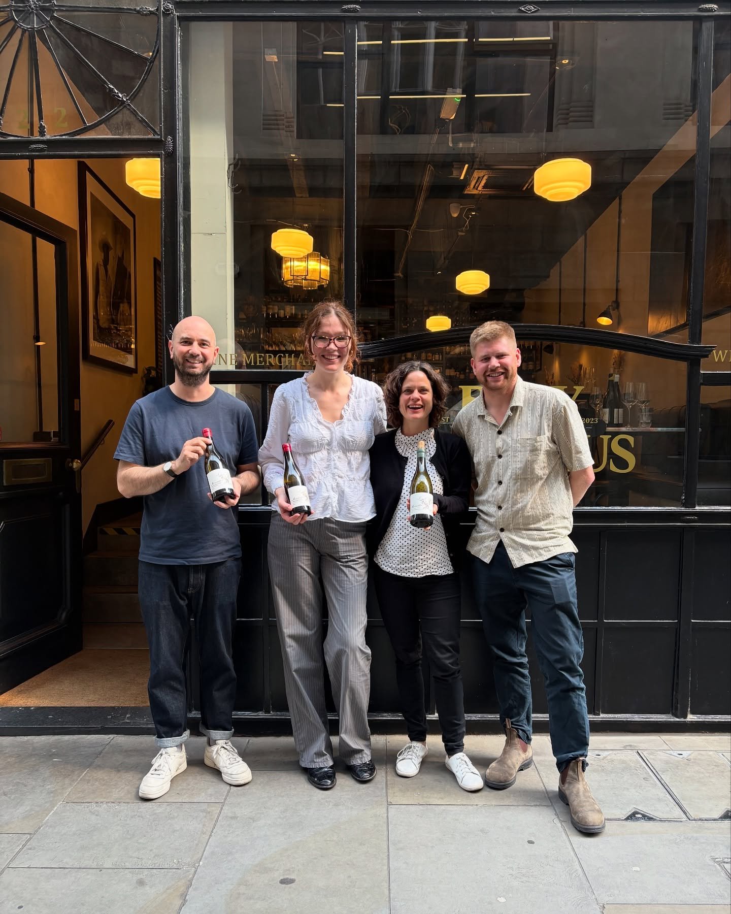 Very thankful to have had the opportunity to taste @momento_wines with Marelise herself! We are big fans of her wine so it was an absolute pleasure to hear about her winemaking process and get a fascinating insight into her world.

Currently pouring 