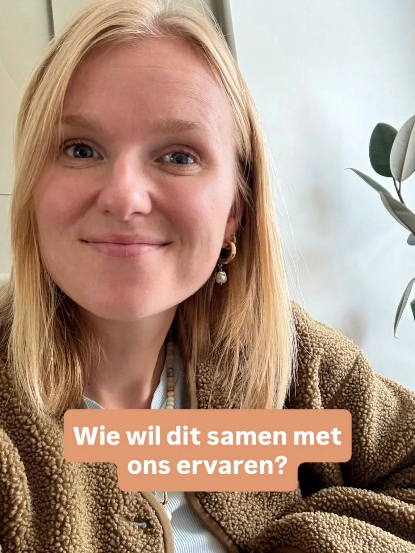 De afgelopen weken heb ik achter de schermen veel gewerkt aan de cursus Vierde trimester. 

Geschreven. Geschoven. Nagedacht over wat ik zelf eigenlijk had willen weten in die eerste maanden nadat ik moeder werd. Niet alleen over lichamelijk herstel 