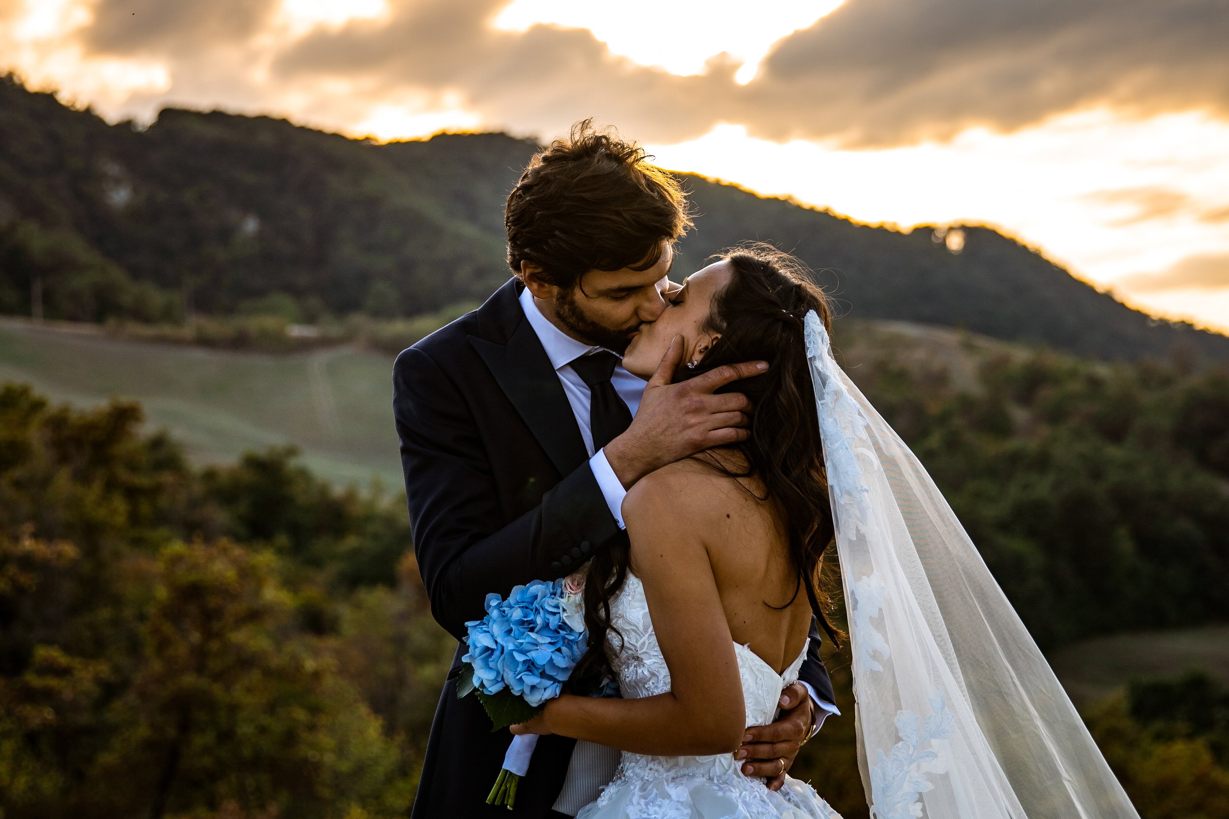 _0-EB0I2300-2.jpg COPERTINA HOME SITO.jpg