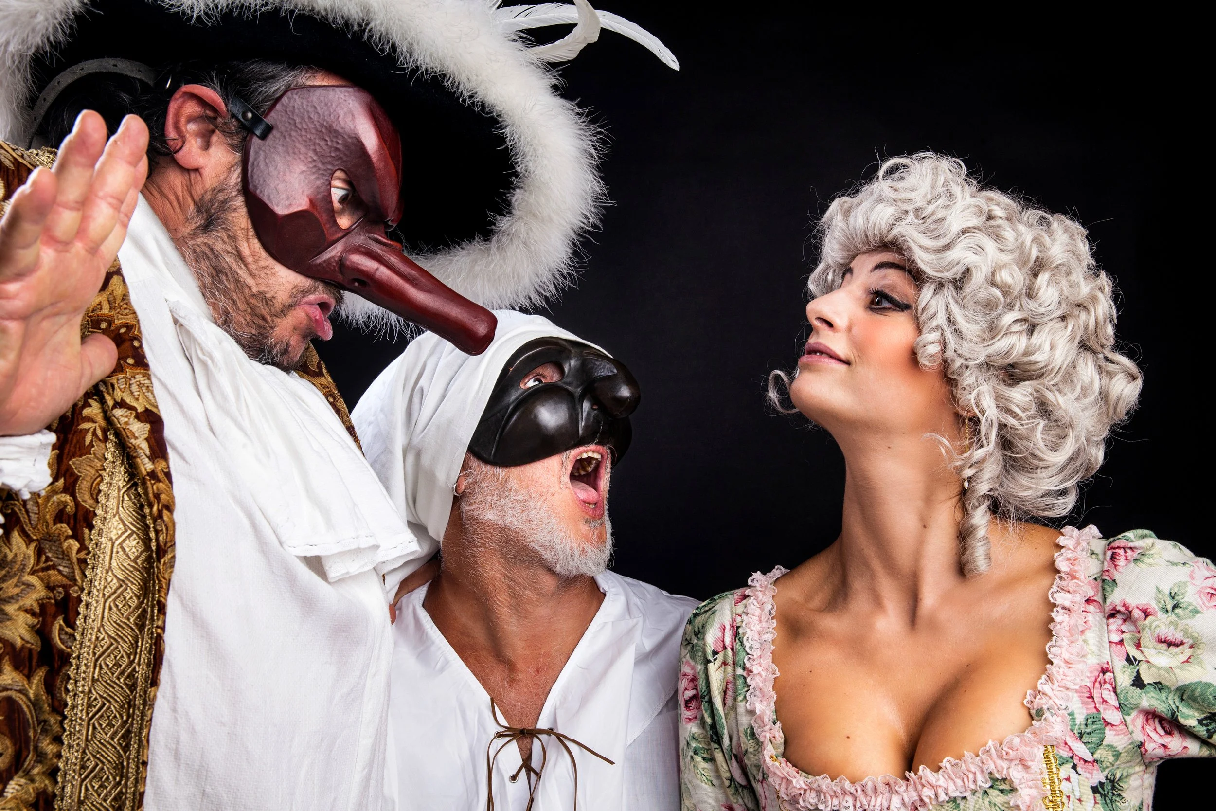 _MG_7337-2 copia-3.jpg COPERTINA.jpg