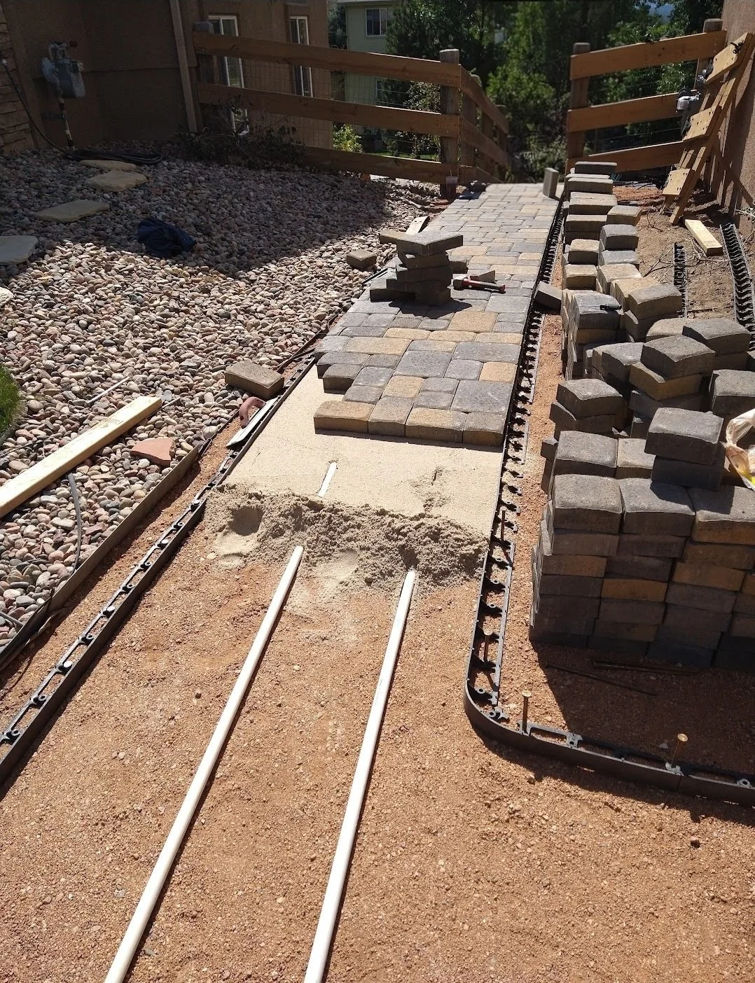 04_Installation_Layout_And_Materials.jpg
