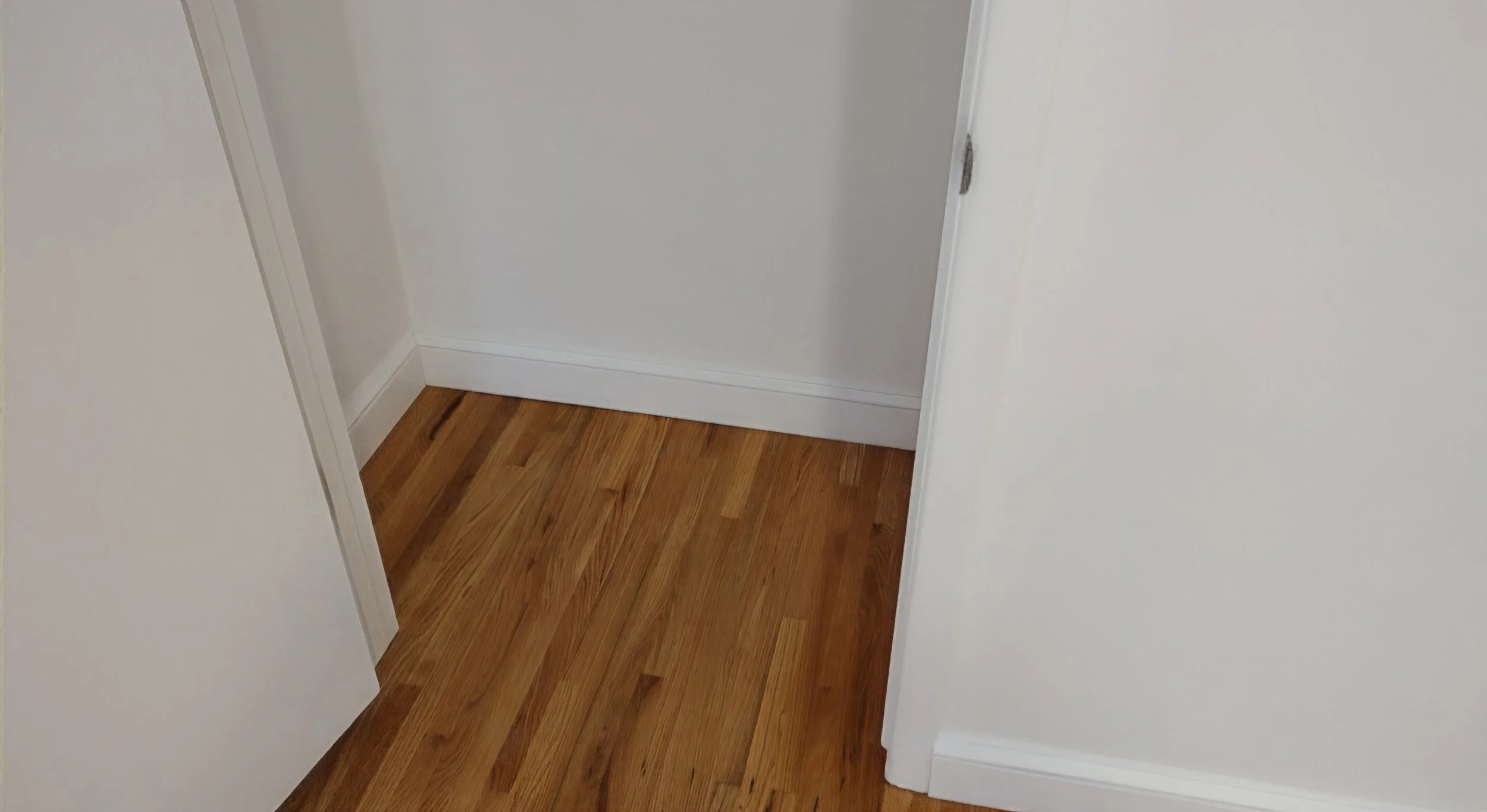 closet oh UL complete trim .jpg