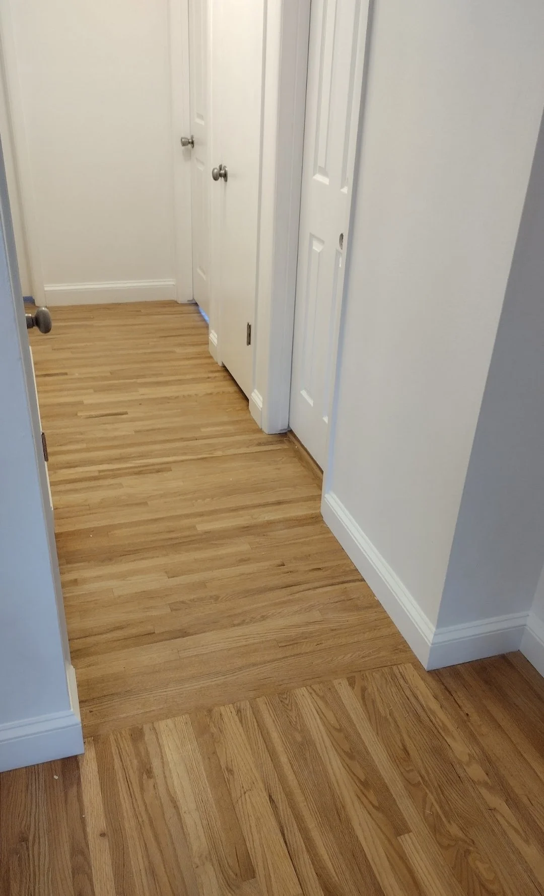 Hall way trim and paint complete OH .jpg