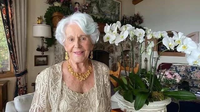 It is with great sadness that I share the passing of my dear friend, Nancy Binz. 

Nancy was truly a great lady, and her presence brought light into the lives of those around her. I had the privilege of being introduced to her by Mrs. Jihan Sadat, an
