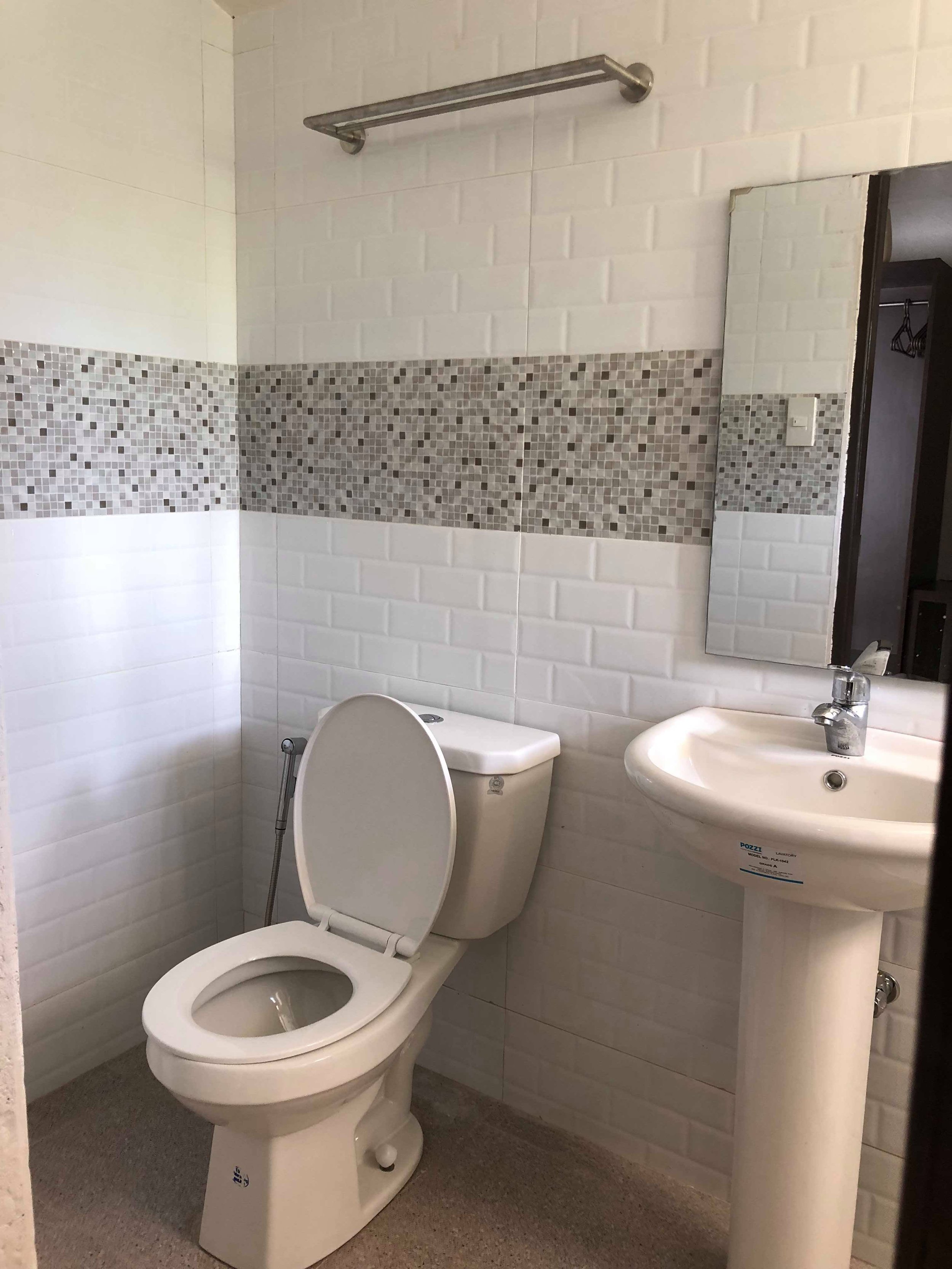 MARIKIT SUITE 3 CR.jpg