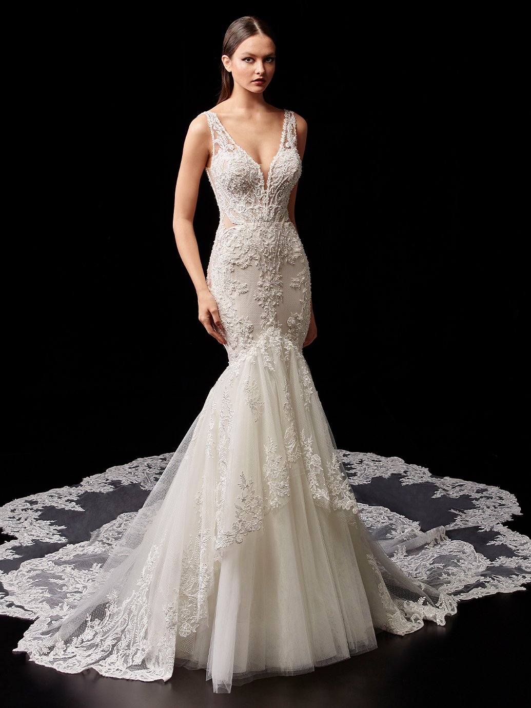 Enzoani_21_Pro_Pamela_Fro_Web.jpg