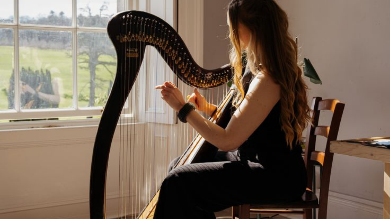 Learn to Play the Irish Harp