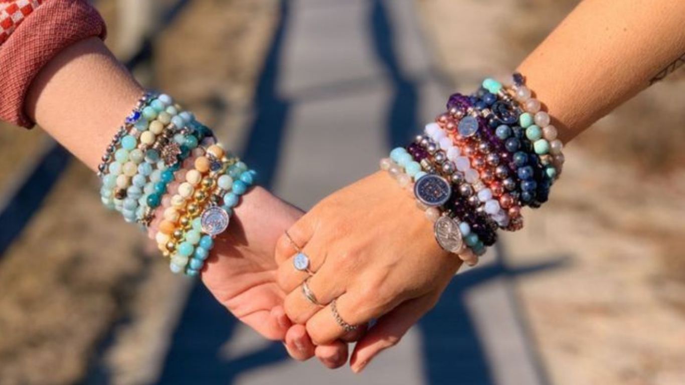 Bracelet &amp; Badge Making Summer Fun
