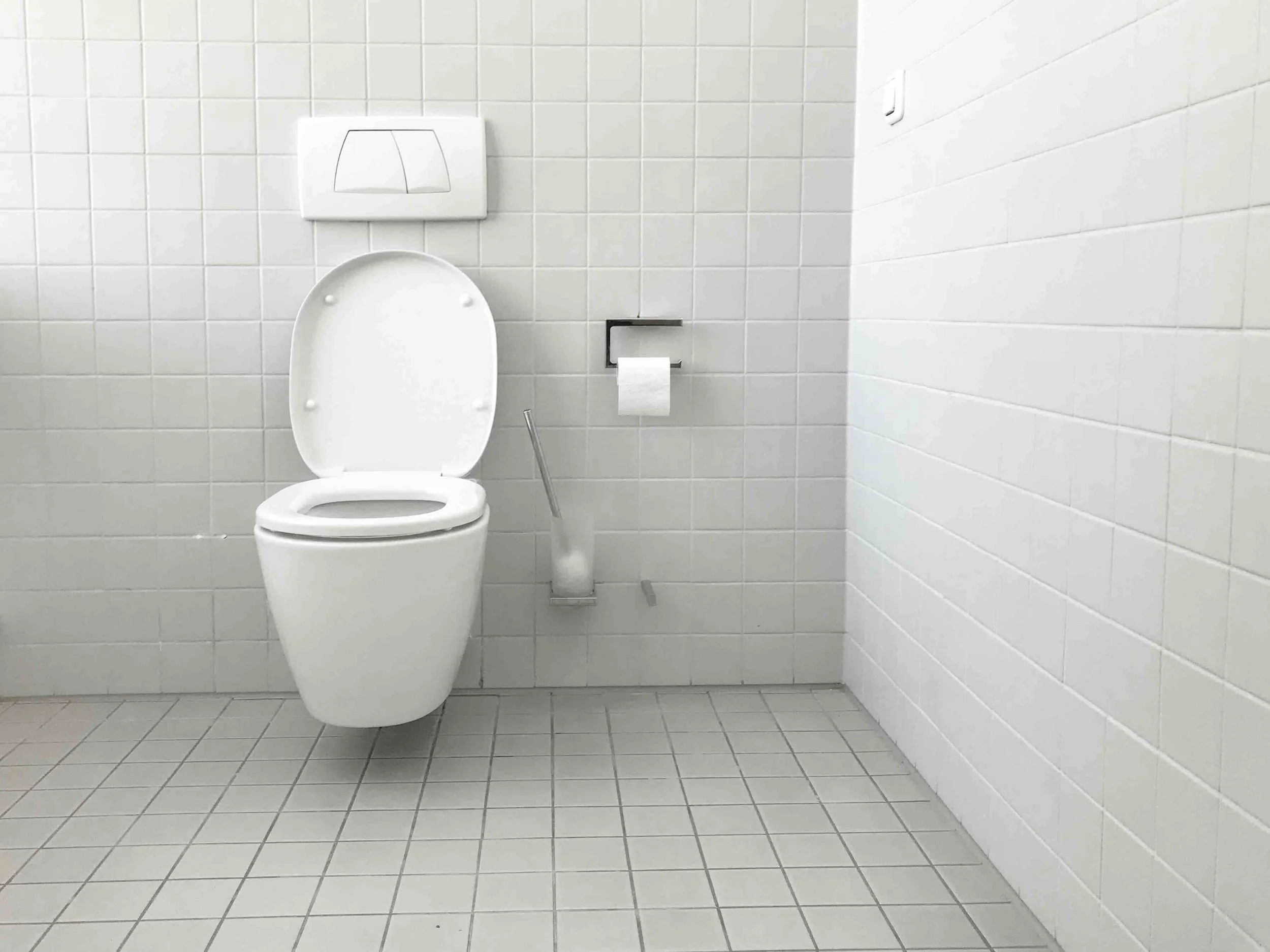 Does constipation cause weight gain? 3 Key causes