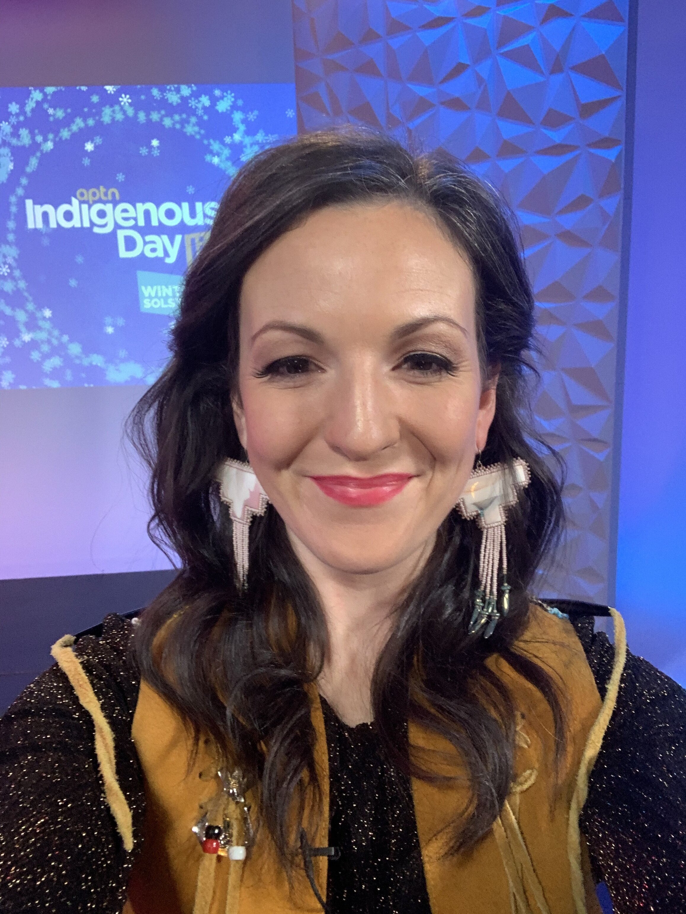  IDL 2020 - Incredible earrings by Brooke Bampton of Twig and Antler 