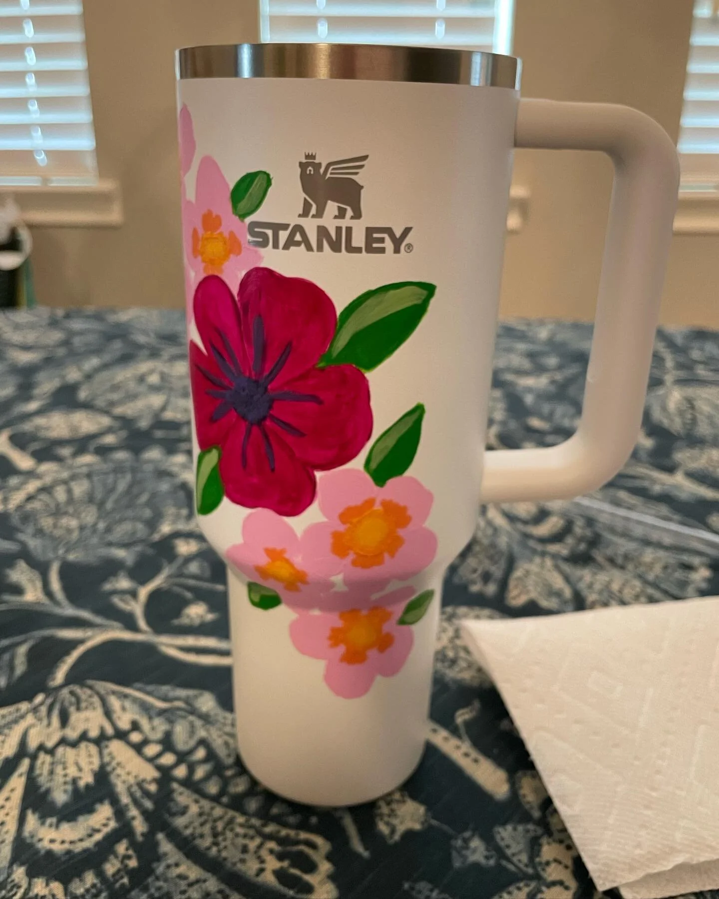 More info on the painted Stanleys!! I have a few brand new with tags in stock or you can send me a cup you already own! I will remove the tags for painting and I can either reattach them or send the tags in the shipment to you if you want them. 

Buy
