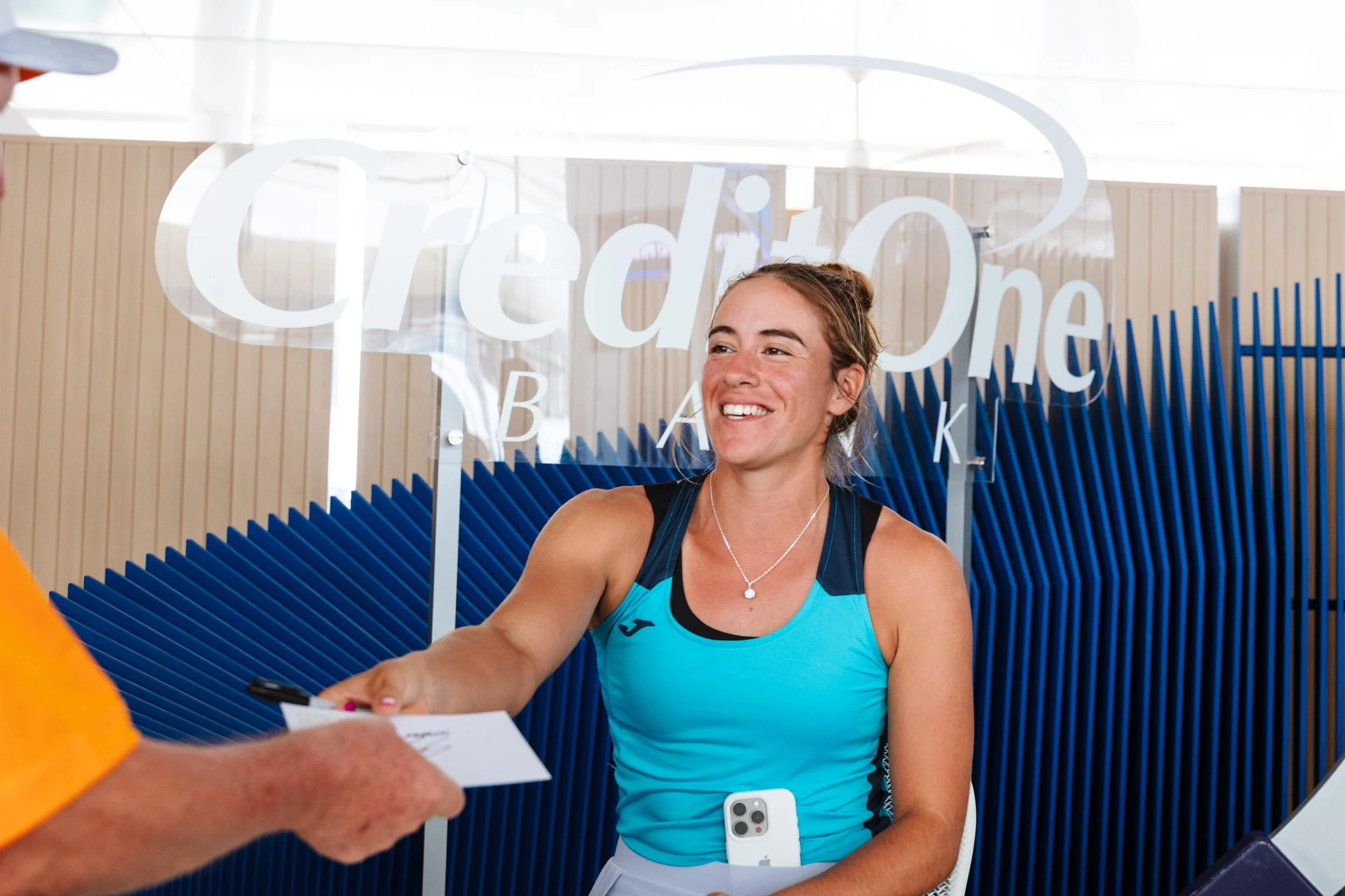 081125_DAY SEVEN_ROBERTA_WEB RES (8 of 62).jpg