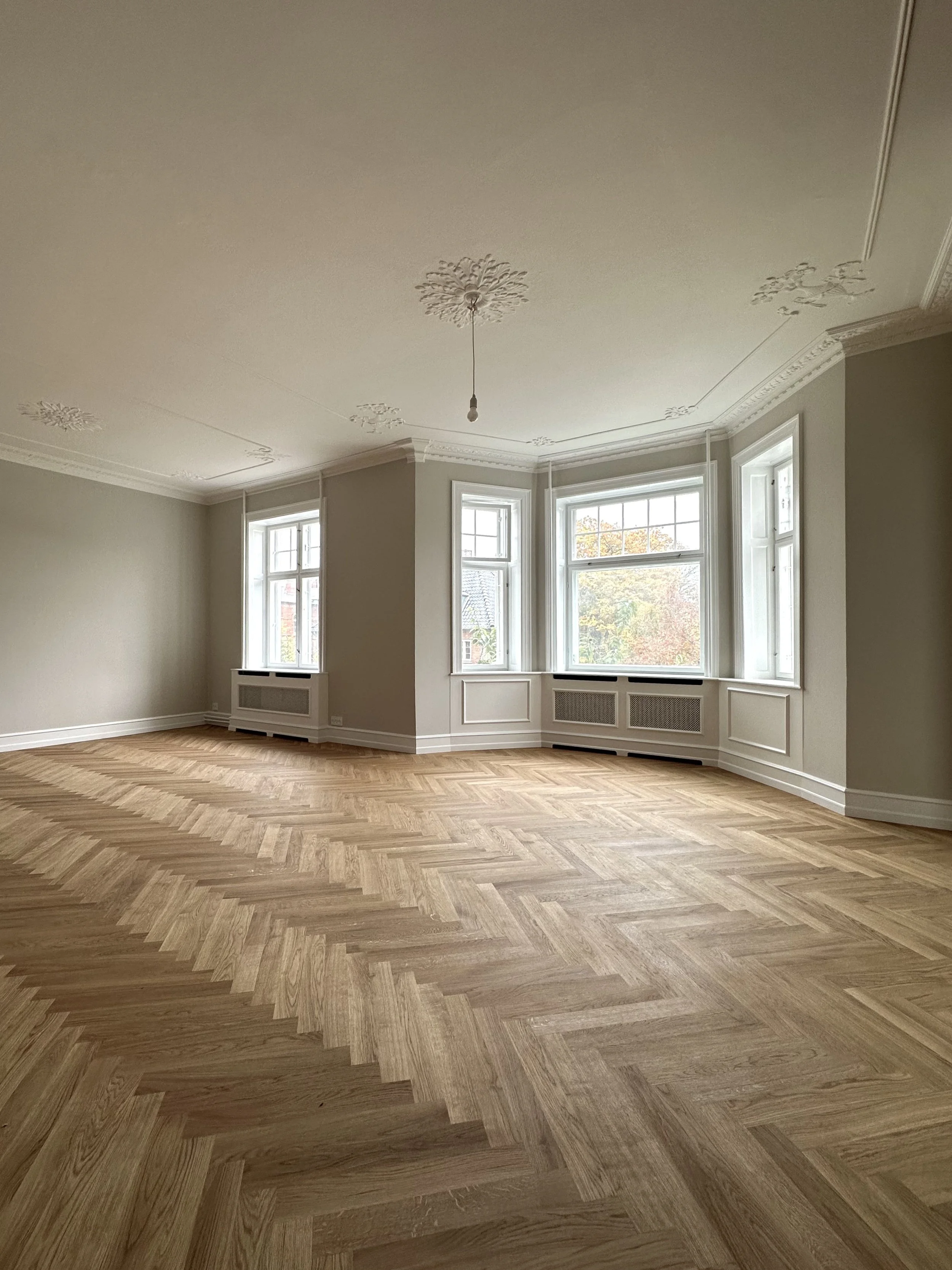 Sildeben og radiatorskjulere - komplet renovering af bolig på frederiksberg