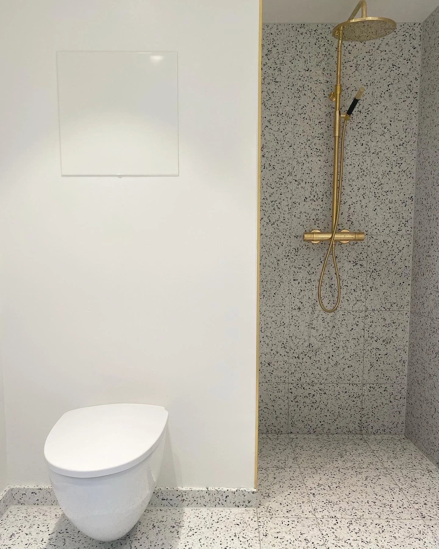 Badeværelsesrenovering  - Vesterbro | Von Holmbäck - Tømrer, Snedker & Hovedentreprenør