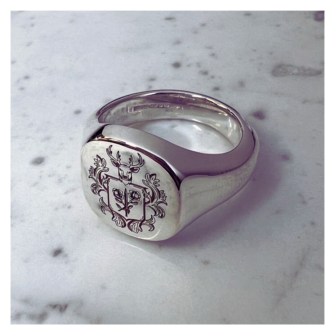 Crest Signet Ring, Pinky Ring, Image Engraved Personalized Ring, Family  Crest, Coat of Arms, Gold Oval Seal, Handmade Jewelry - Etsy