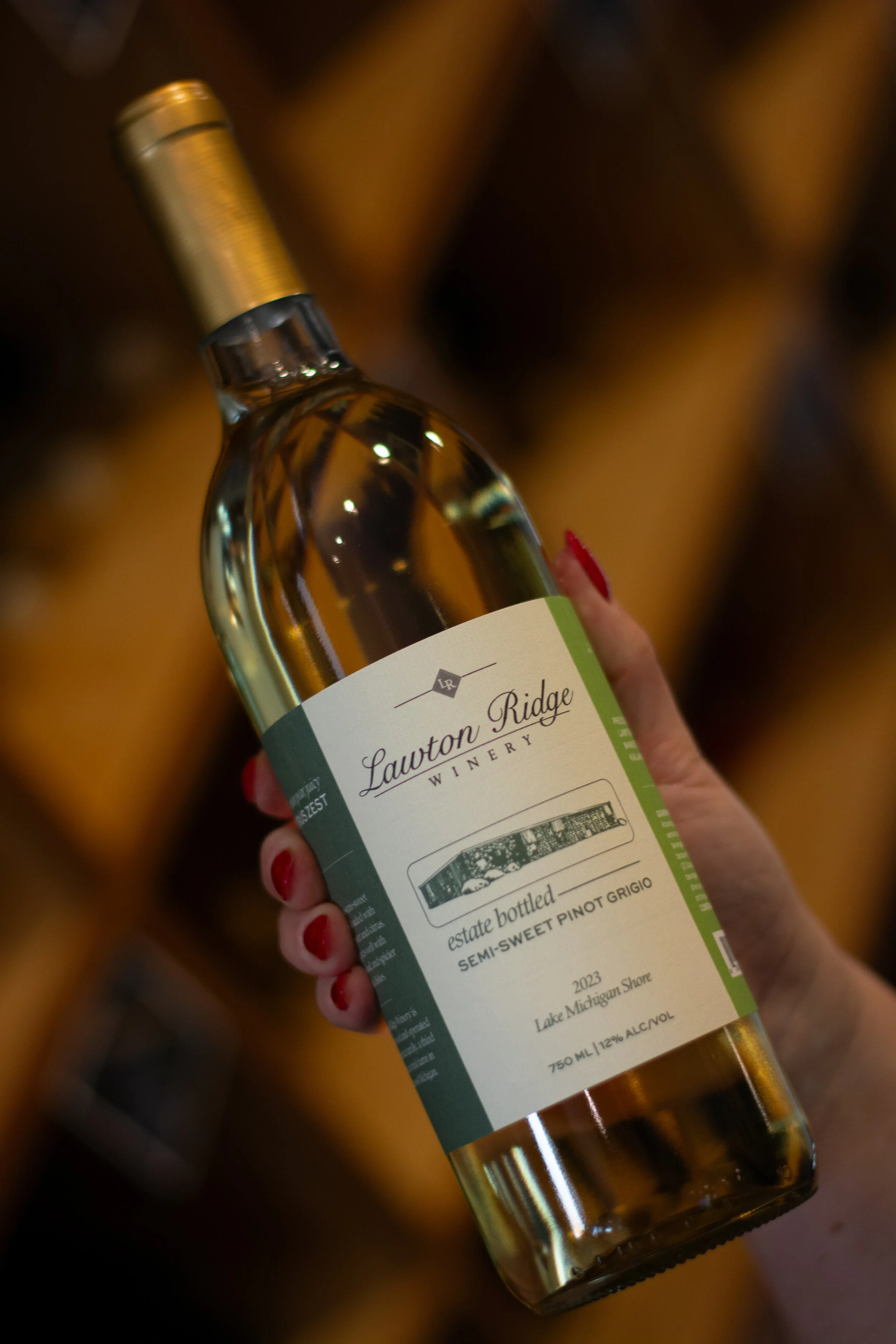 semi-sweet pinot grigio