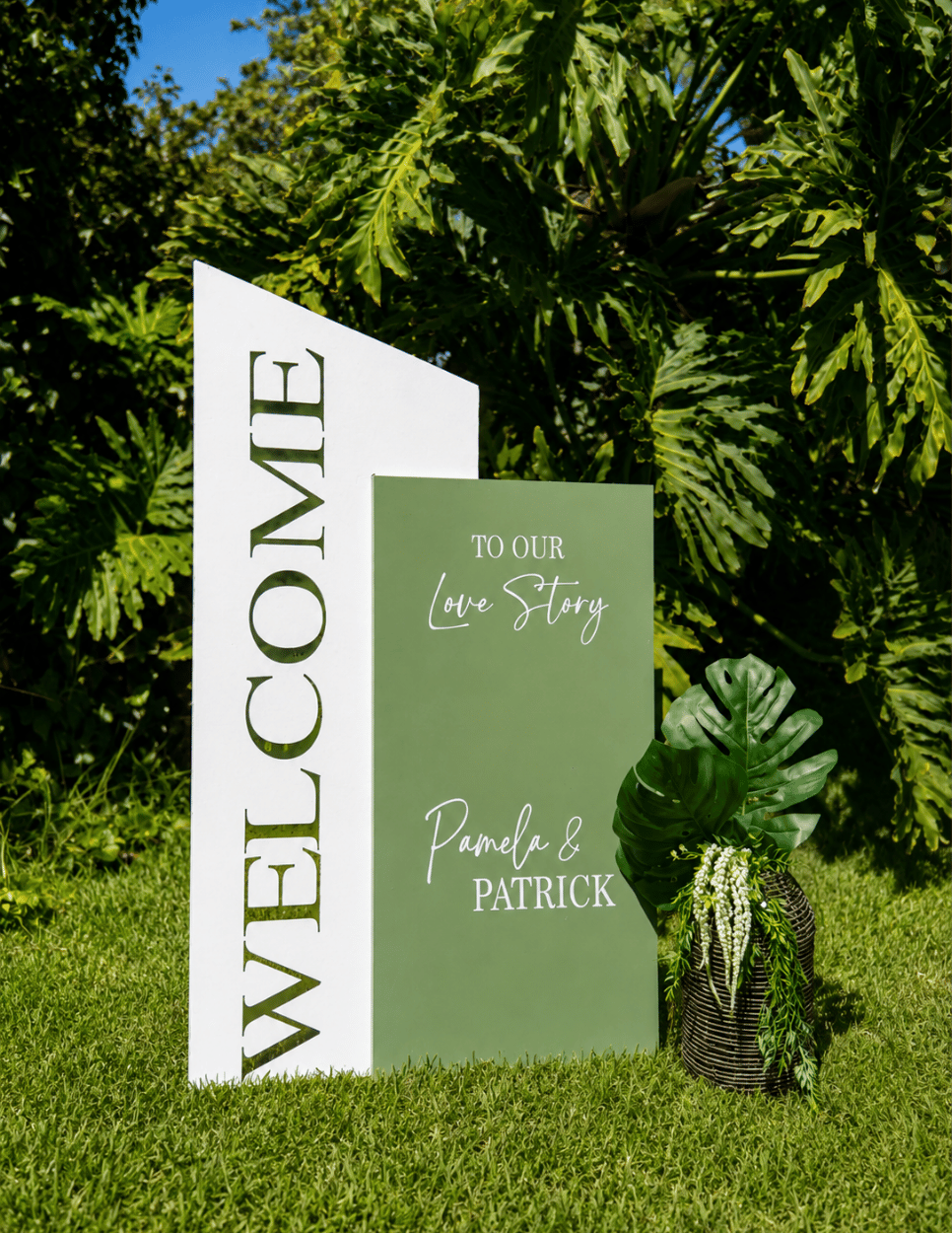 Welcome Board  Green.png