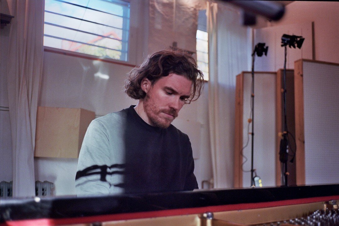 On November 4th 2023, legendary producer and engineer @jonnyzoum and I arrived at Studio B&ouml;rne in Prenzlauerberg to record a new album of 12 original songs for solo piano over 3 days. Here is the story of &lsquo;glimmers&rsquo;... (film shots ta