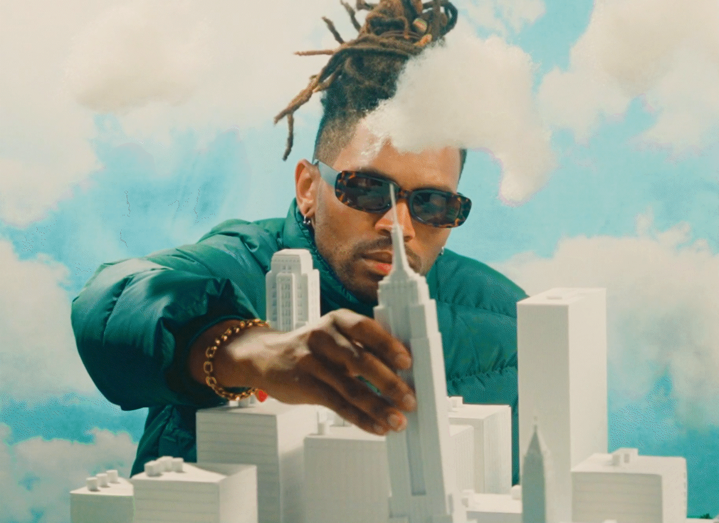 lacoste_20 (1440p).gif