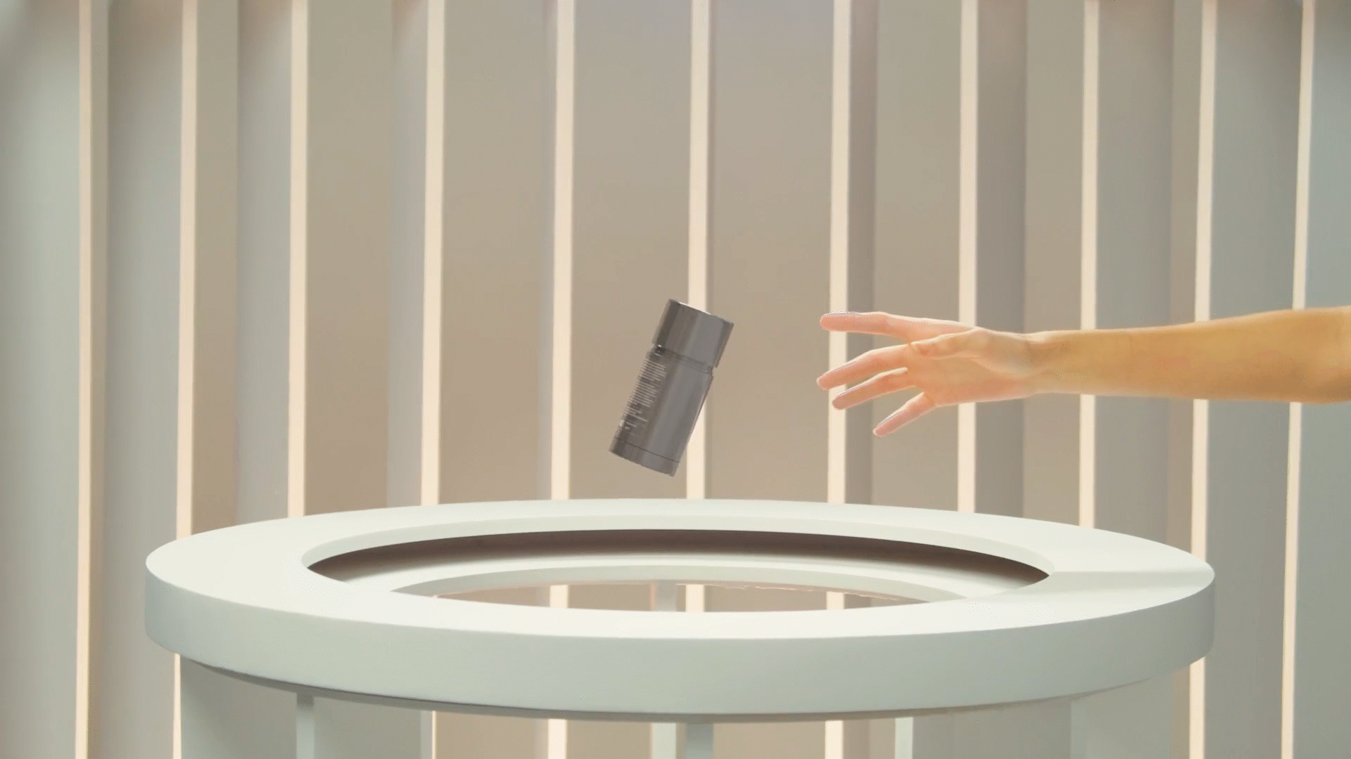 Salt & Stone - Formula No 2mp44.gif