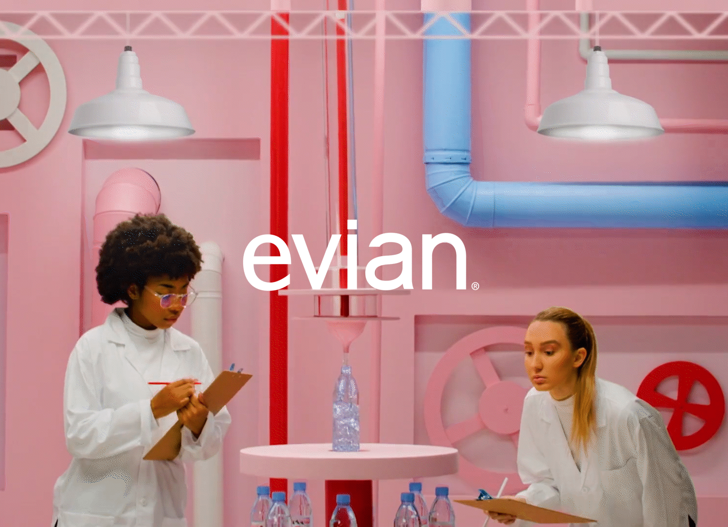 'born_in_the_alps'_-_evian 3(1080p).gif