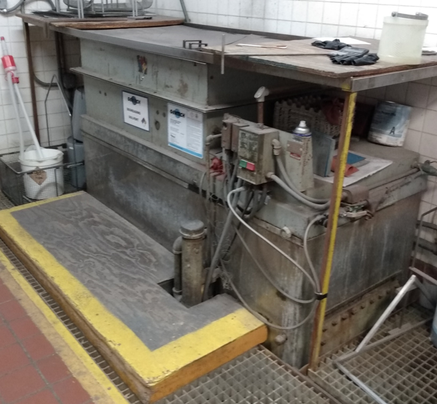 Original Vapor Degreaser in Pit