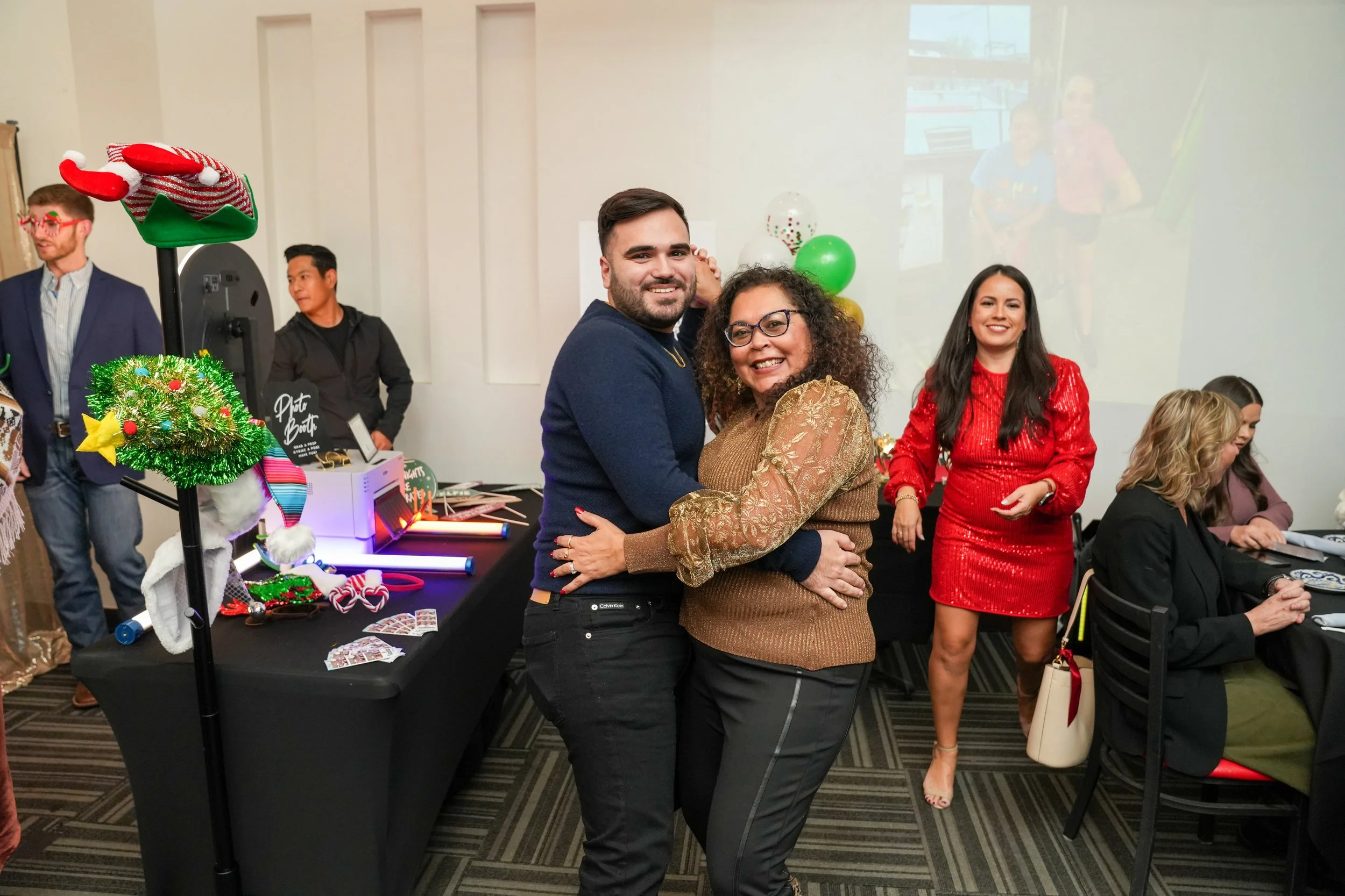 Champion Christmas 2024-12.jpg