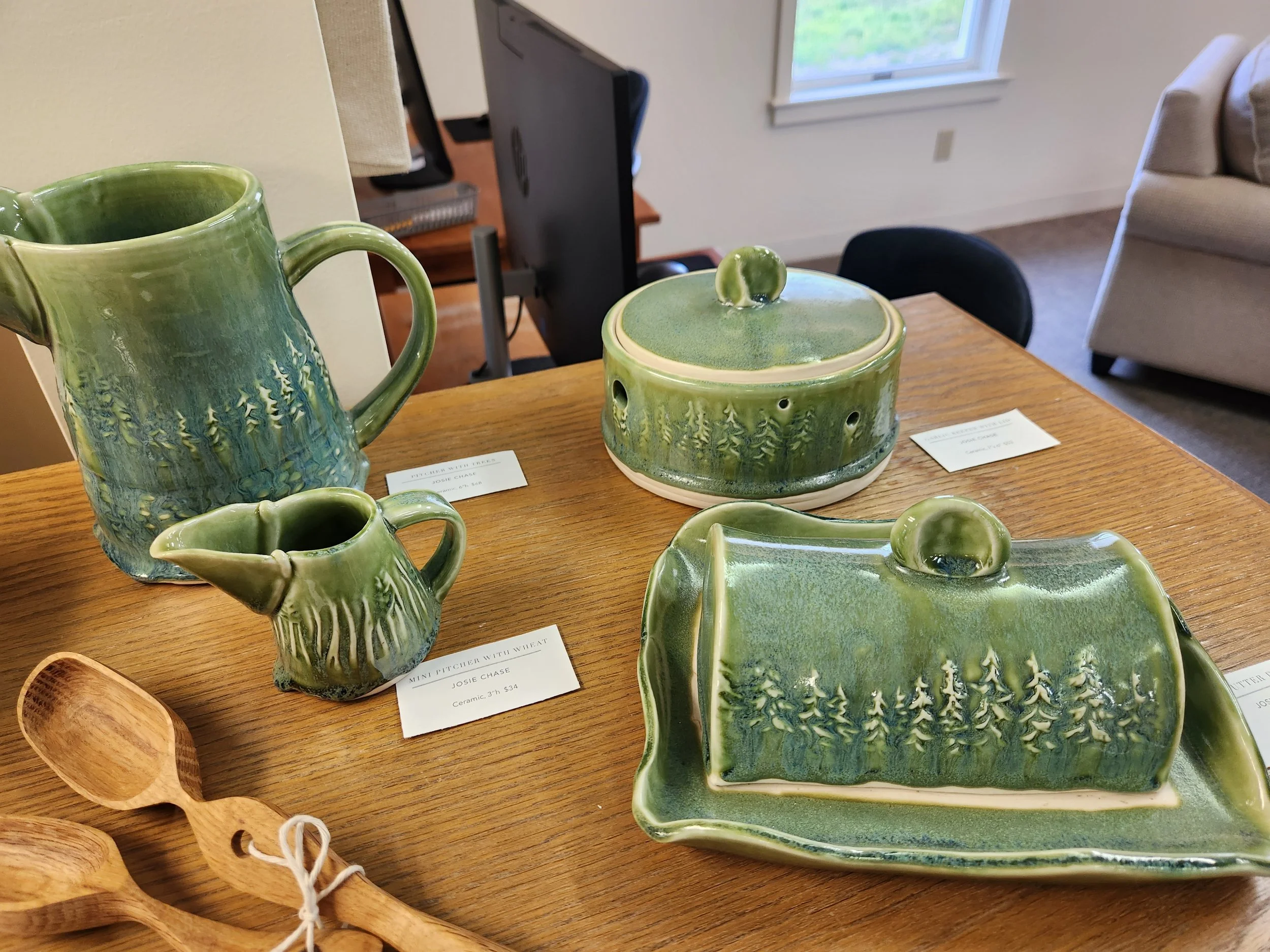 Johanna Chase - Various pottery
Garlic Keeper SOLD