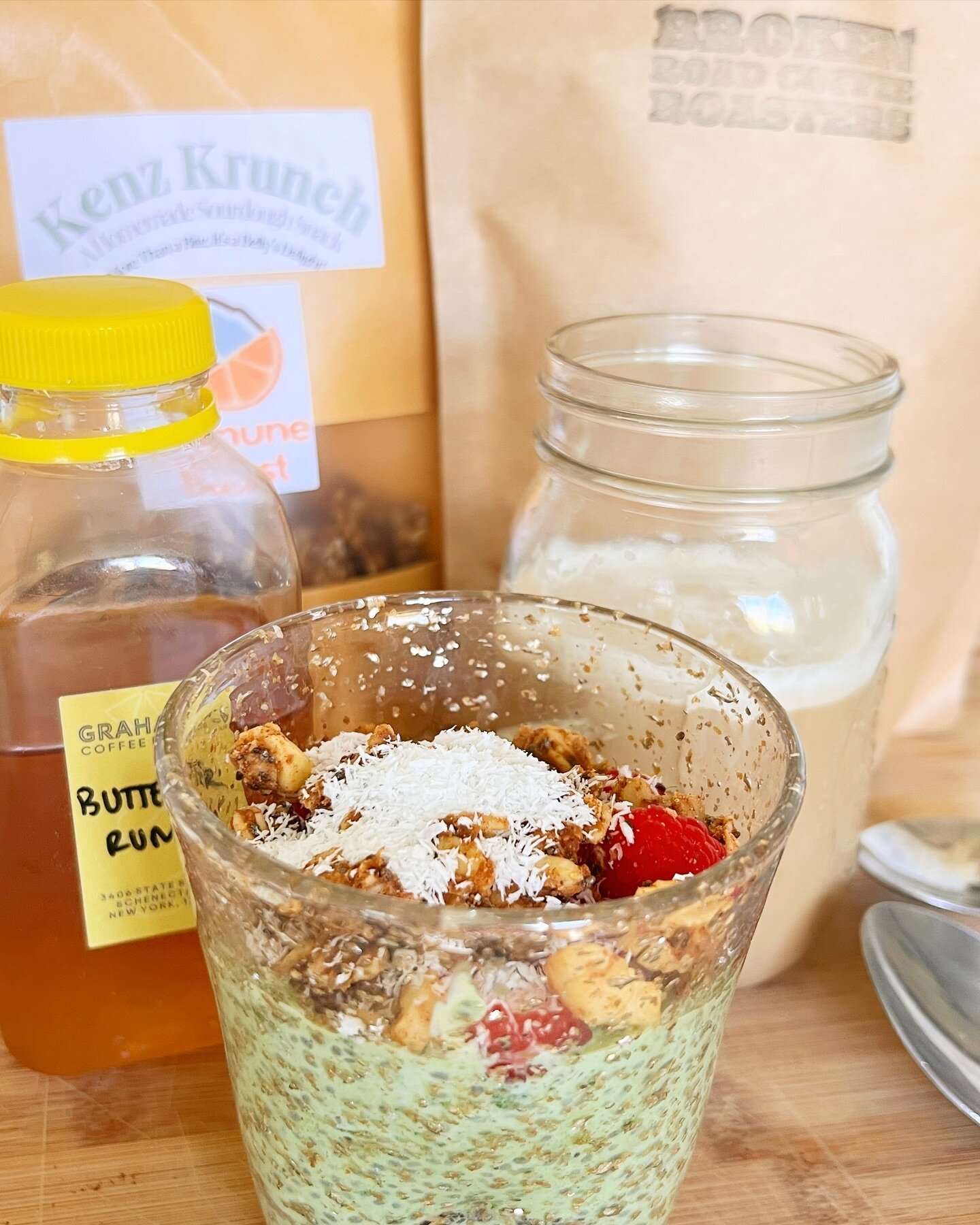 It&rsquo;s your final push to the weekend, and you need an extra caffeine boost. DON&rsquo;T WORRY, I GOT YOU!!! This matcha chia pudding is here to help you out&mdash;and if you&rsquo;re like me, you probably need to make this delicious butter rum l